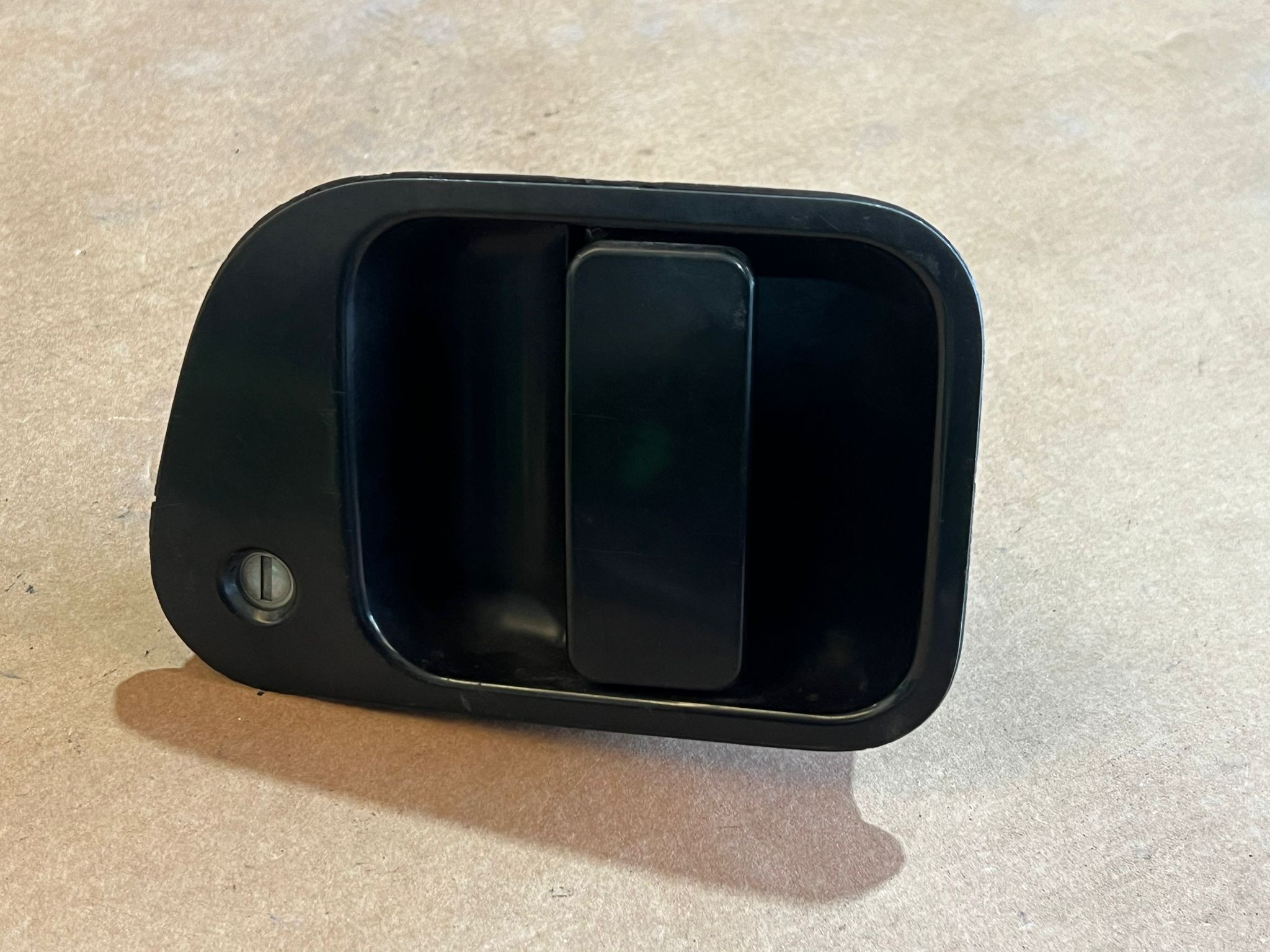 Puxador Exterior Tras Esq MITSUBISHI SPACE GEAR | 95 -02 Imagem-1