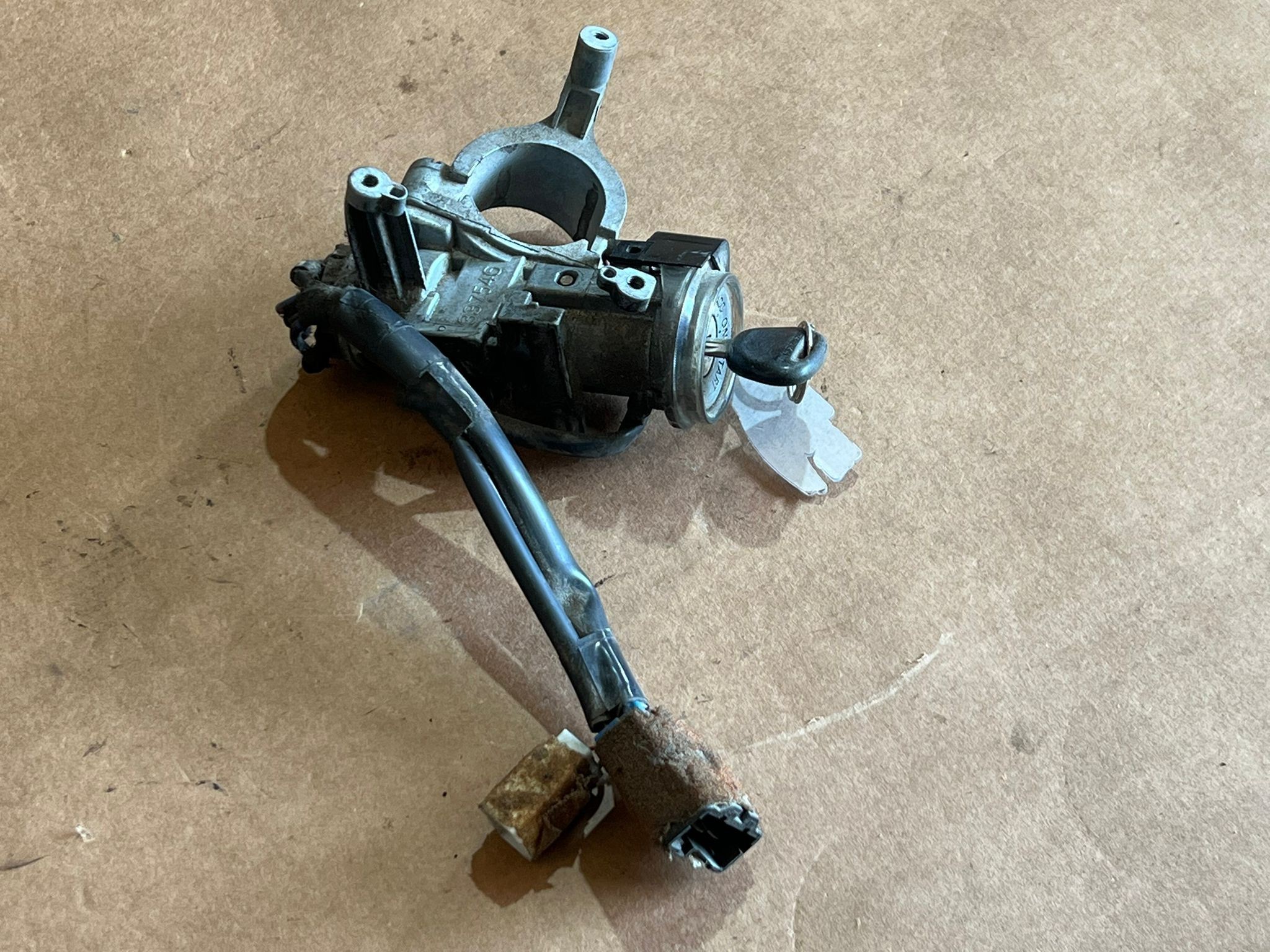 Canhão de Ignição MITSUBISHI SPACE GEAR | 95 -02 Imagem-1