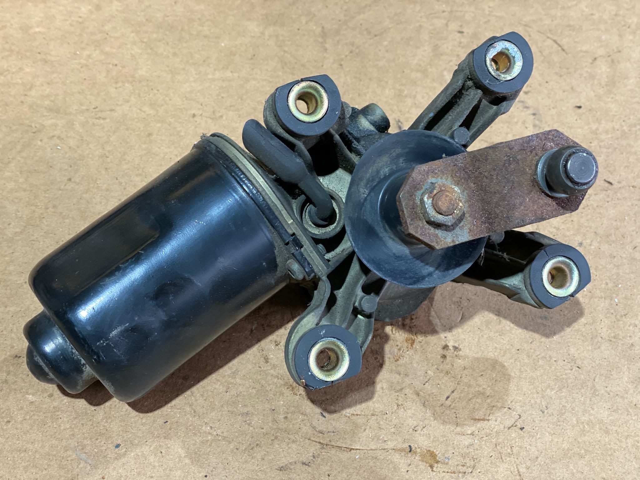 Motor das Escovas do Parabrisas NISSAN MICRA II (K11) | 92 - 07 Imagem-1