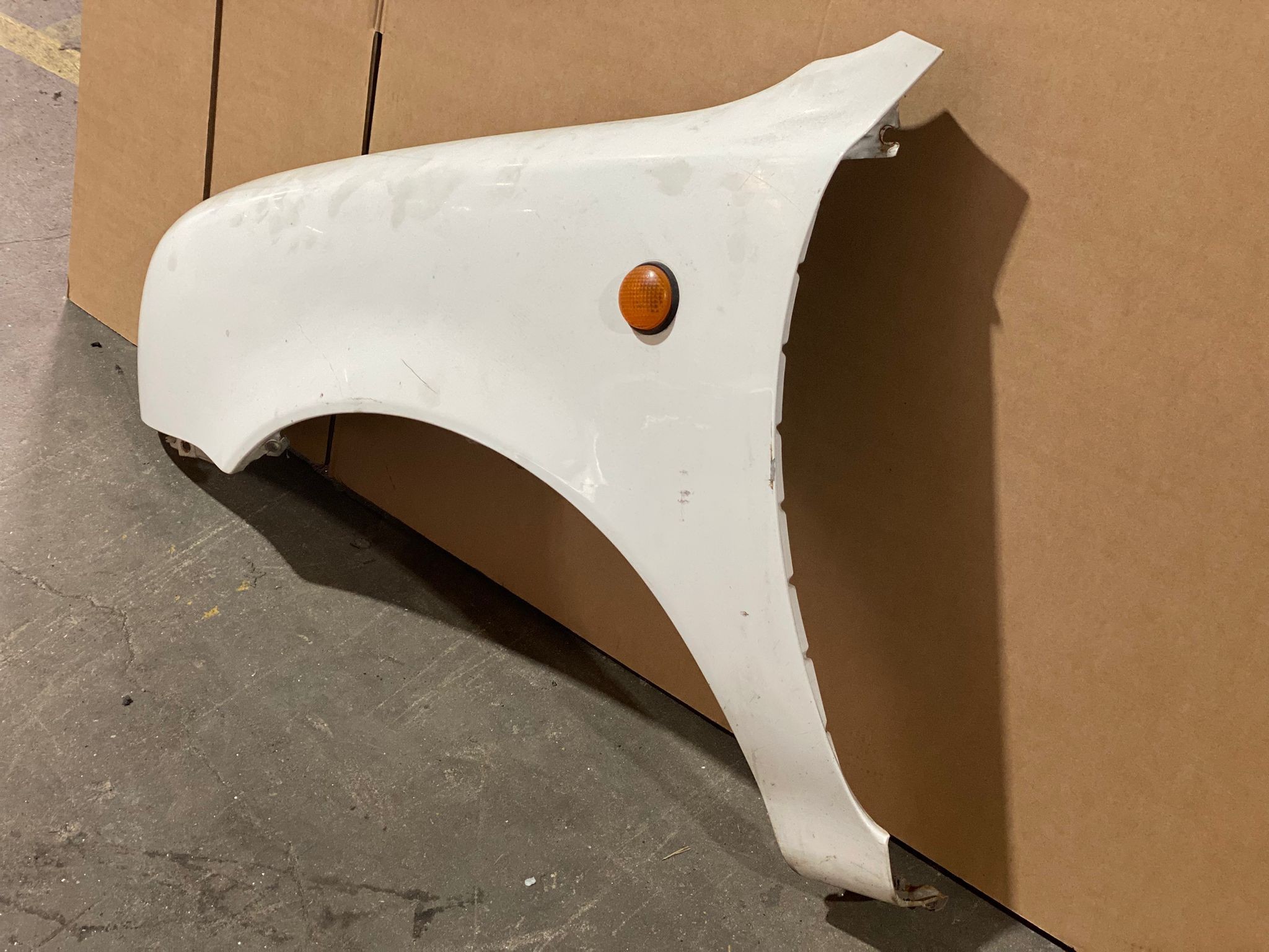 Guarda Lamas Esq NISSAN MICRA II (K11) | 92 - 07 Imagem-1