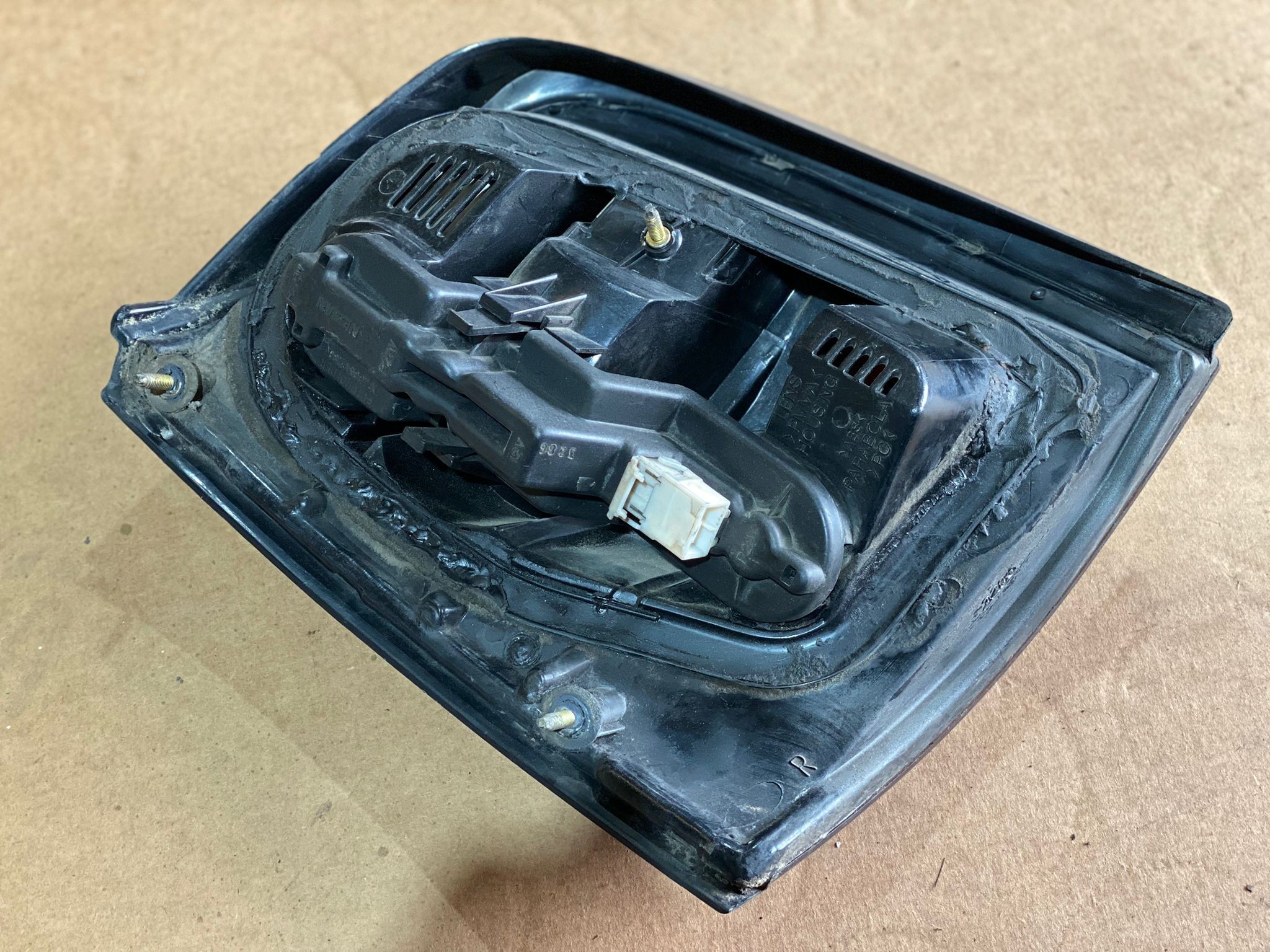 Farolim Stop Esq NISSAN MICRA II (K11) | 92 - 07 Imagem-2