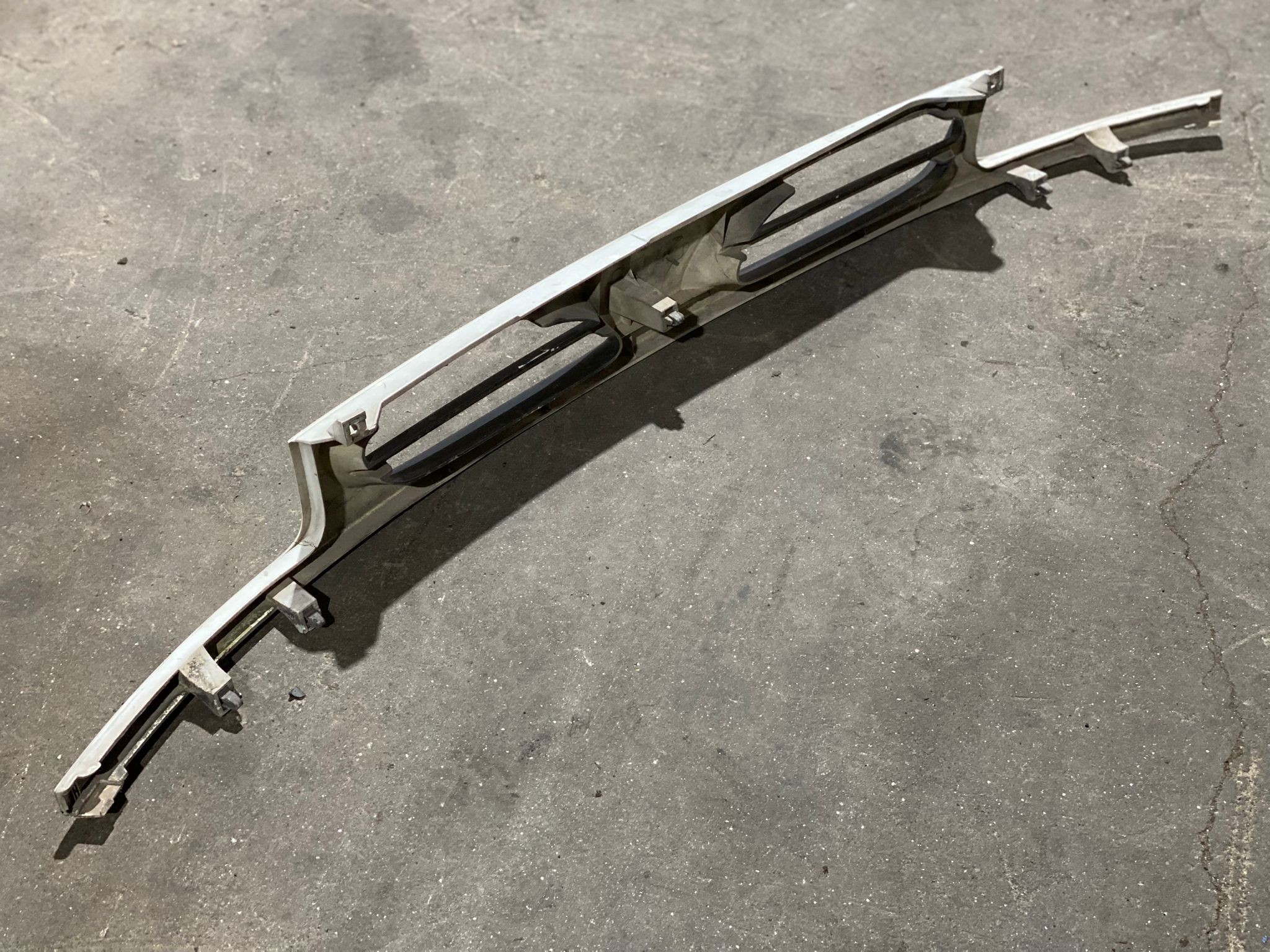 Grelha da Frente NISSAN MICRA II (K11) | 92 - 07 Imagem-2