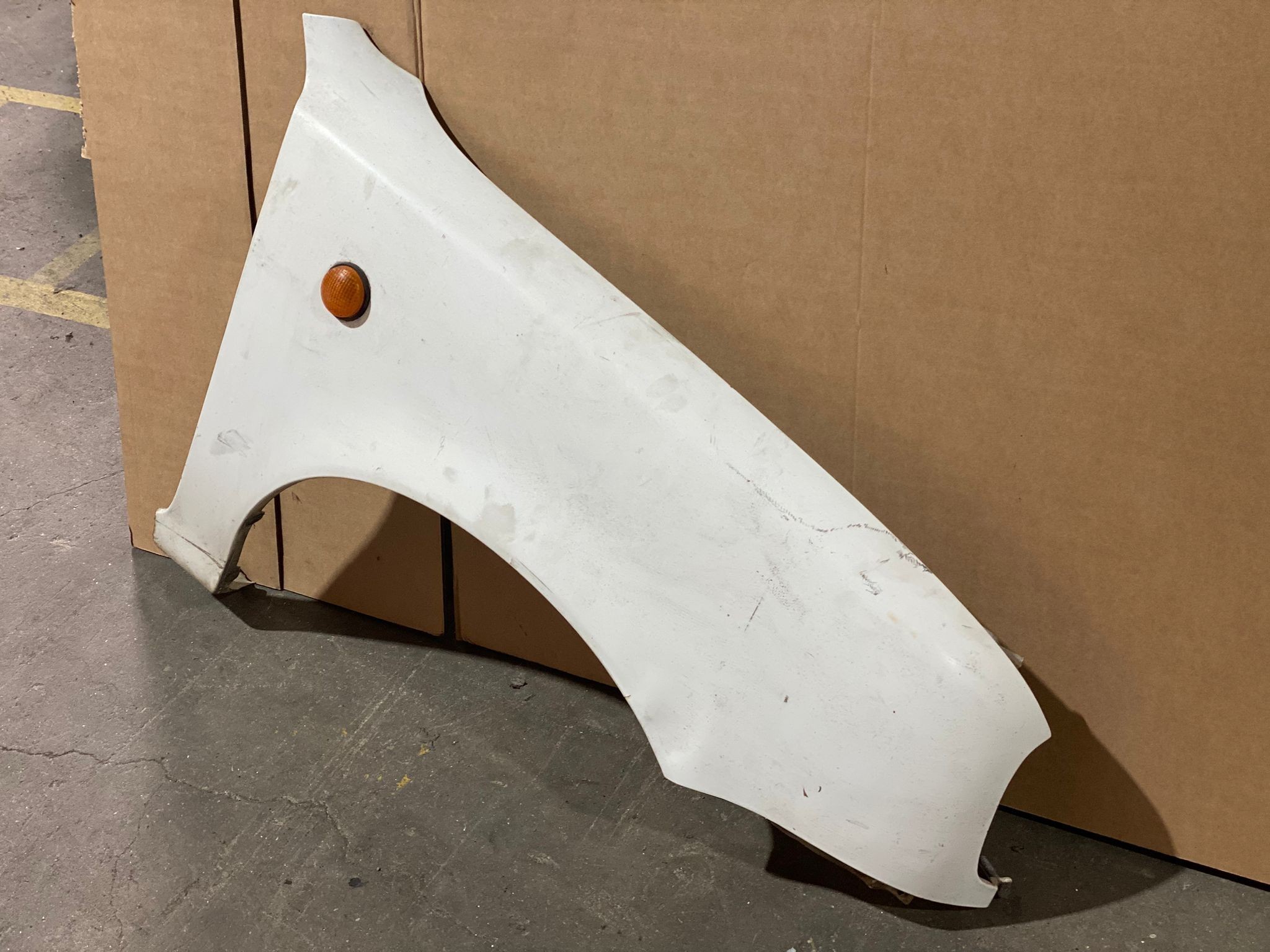 Guarda Lamas Dto NISSAN MICRA II (K11) | 92 - 07 Imagem-1