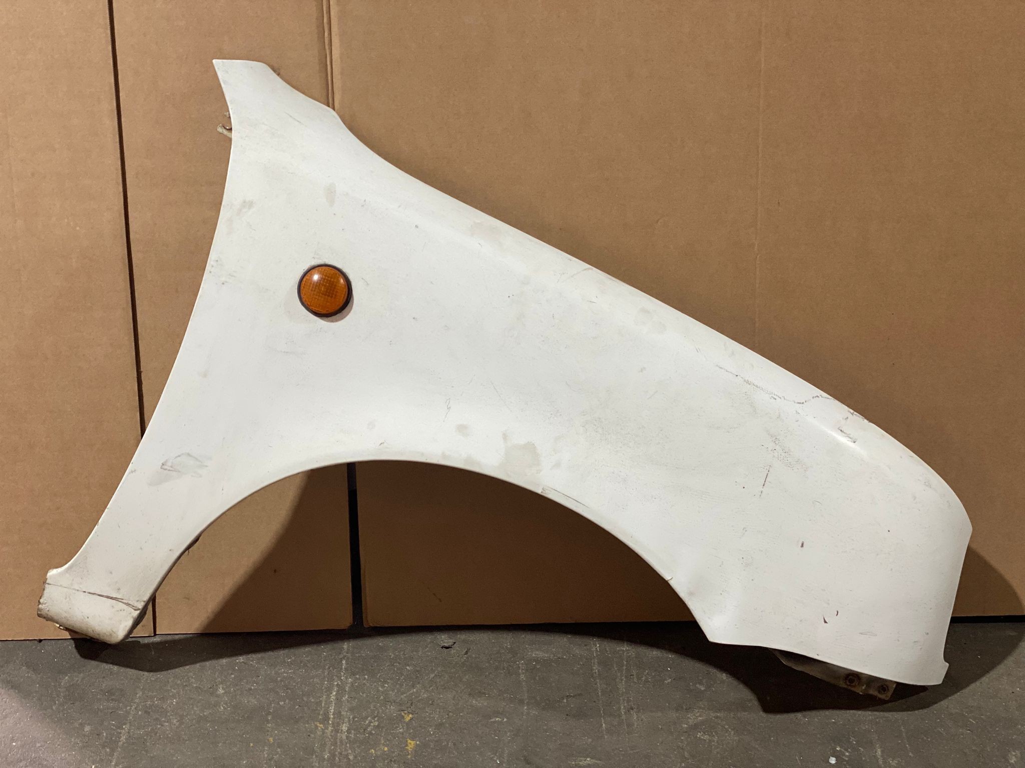 Guarda Lamas Dto NISSAN MICRA II (K11) | 92 - 07 Imagem-0