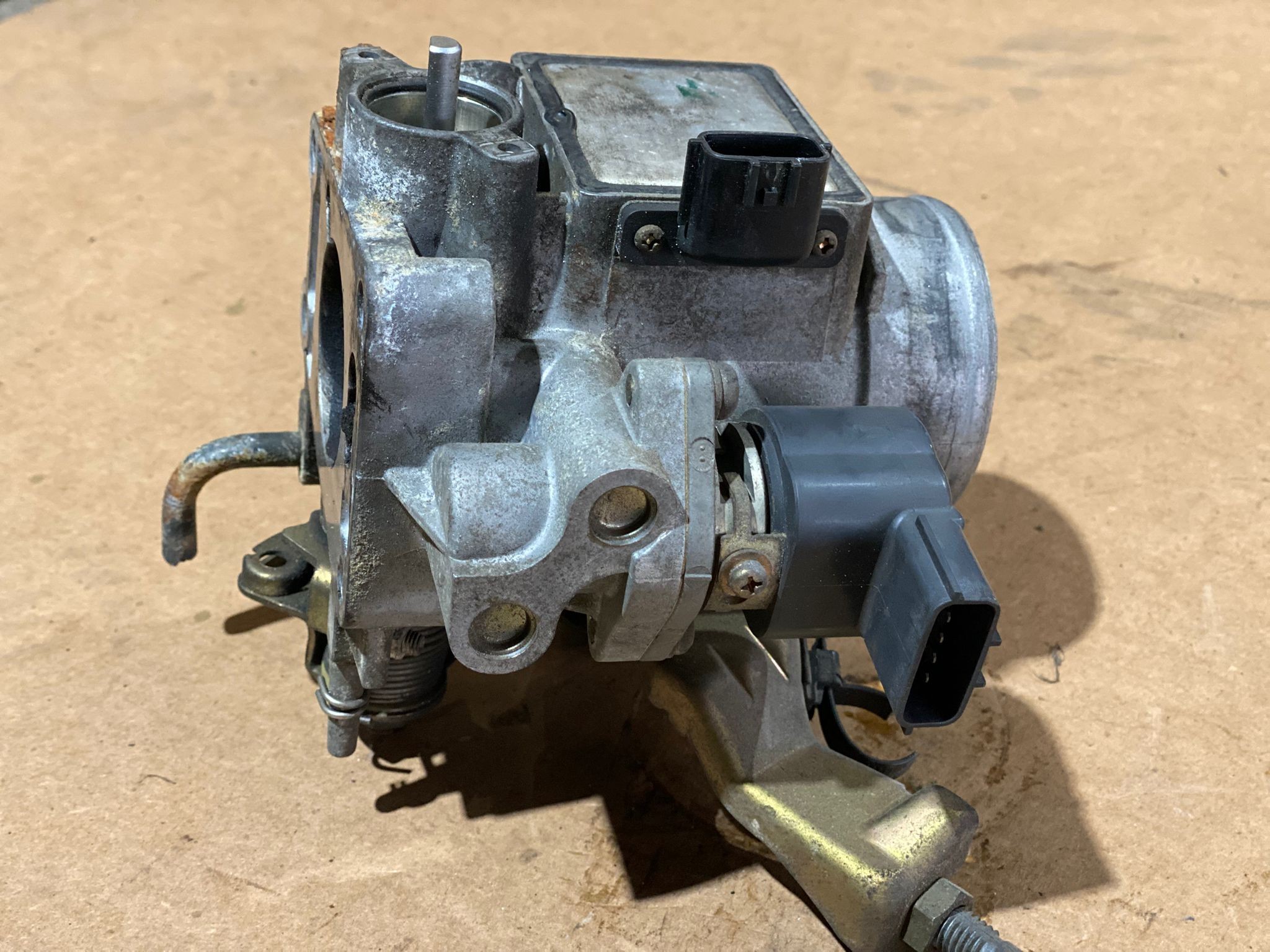 Borboleta de admissão NISSAN MICRA II (K11) | 92 - 07 Imagem-3