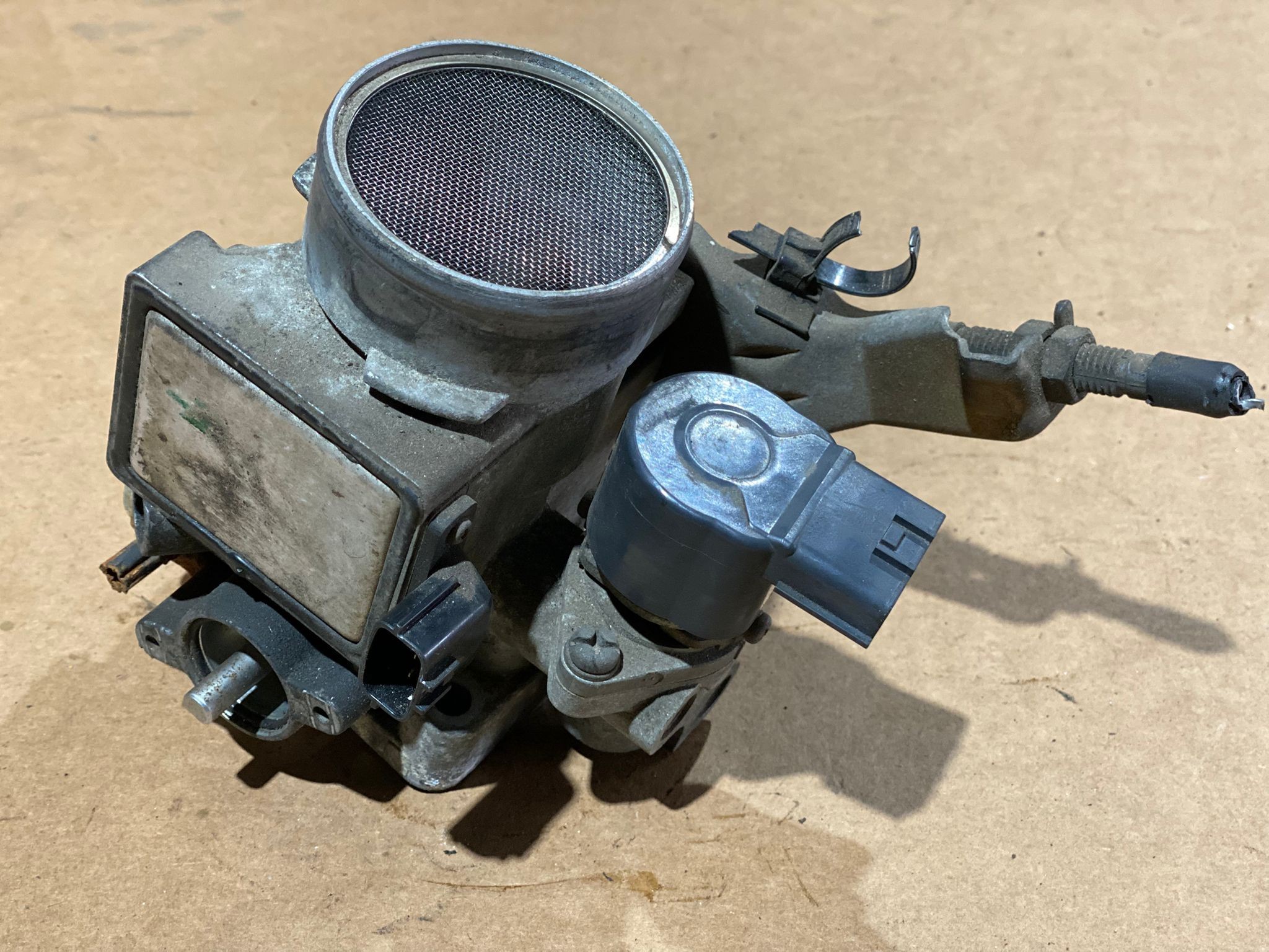 Borboleta de admissão NISSAN MICRA II (K11) | 92 - 07 Imagem-1