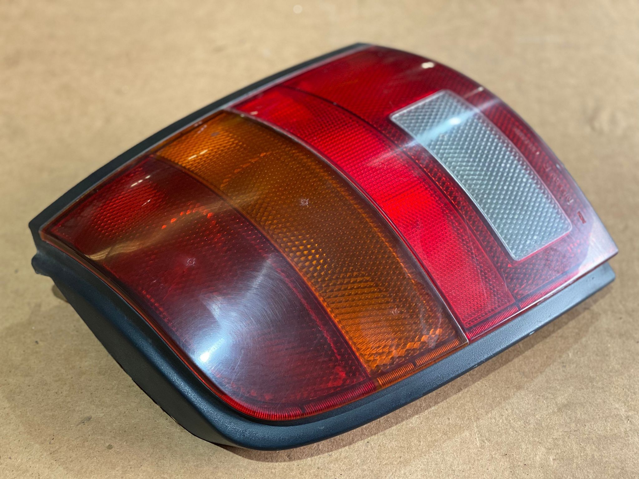 Farolim Stop Dto NISSAN MICRA II (K11) | 92 - 07 Imagem-8