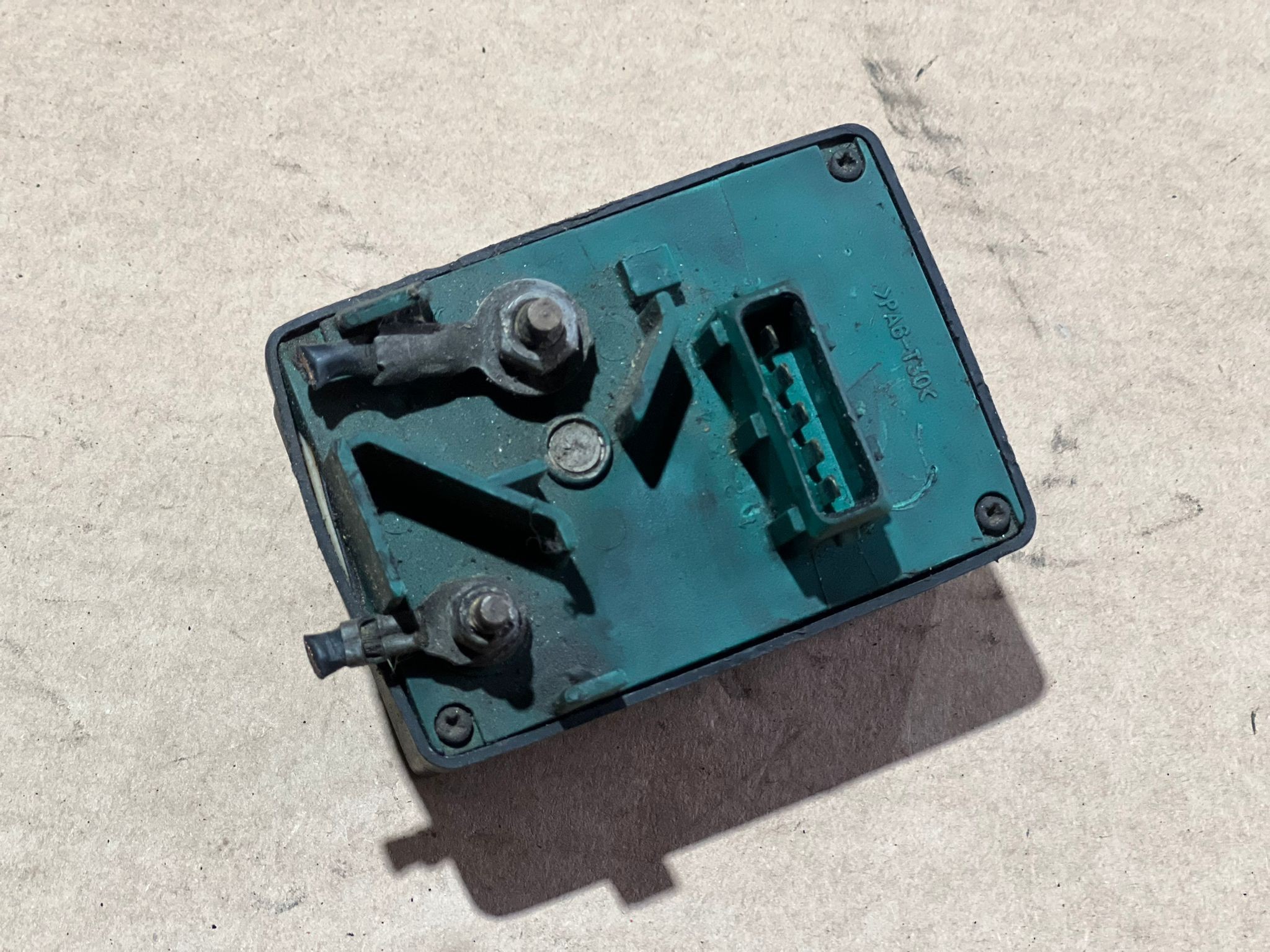 Módulo Preaquecimento das Velas PEUGEOT 206 Hatchback (2A/C) | 98 - 12 Imagem-1