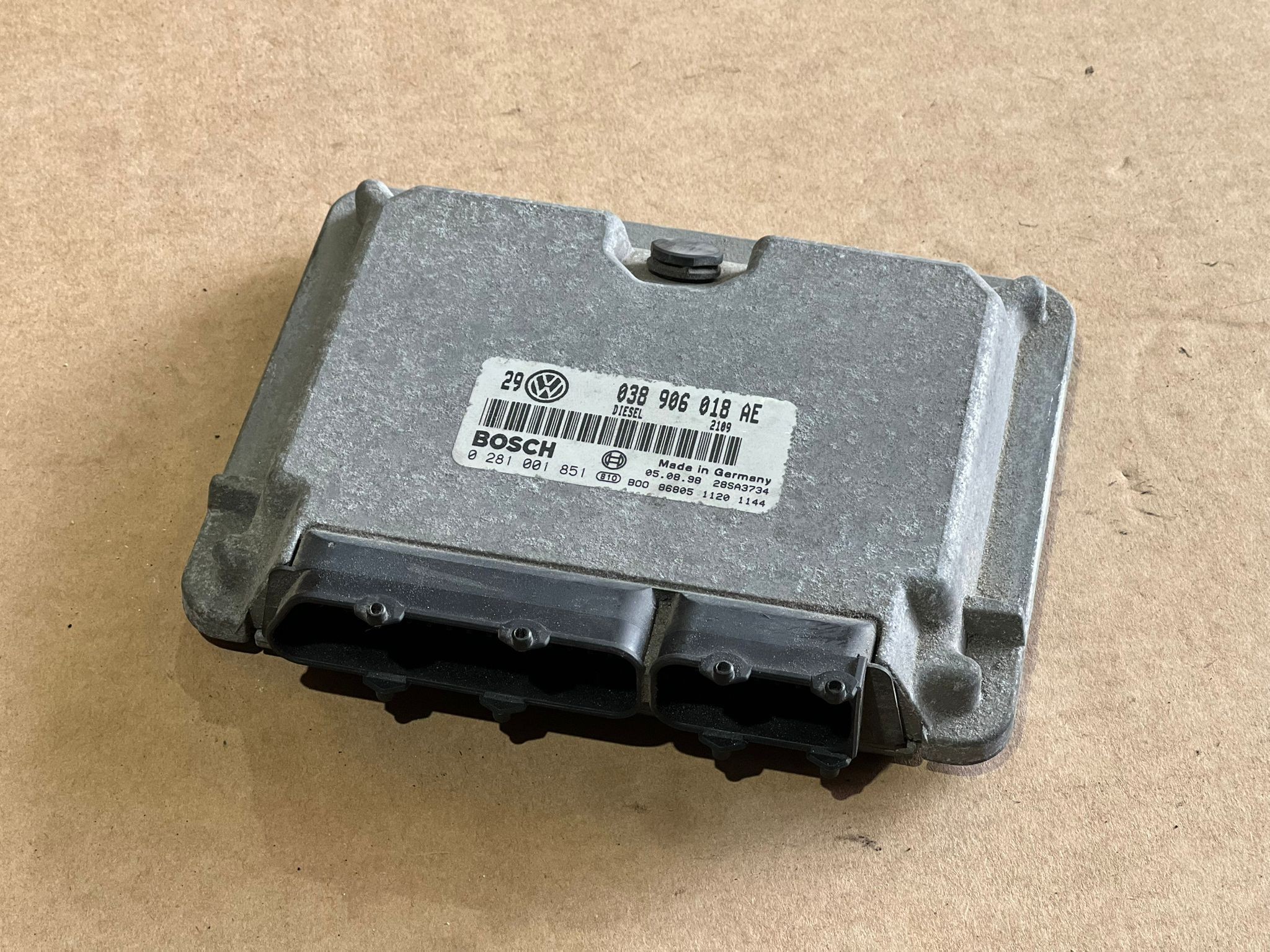 Centralina do Motor VOLKSWAGEN - ID S_48609