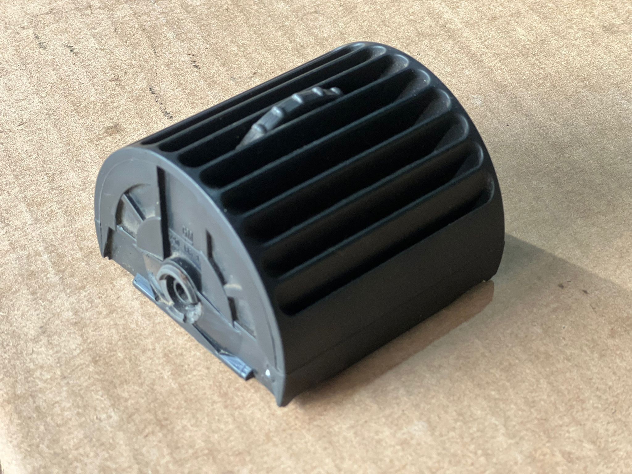 Saída de Ar DRT consola central OPEL CORSA B (S93) | 93 - 02 Imagem-1