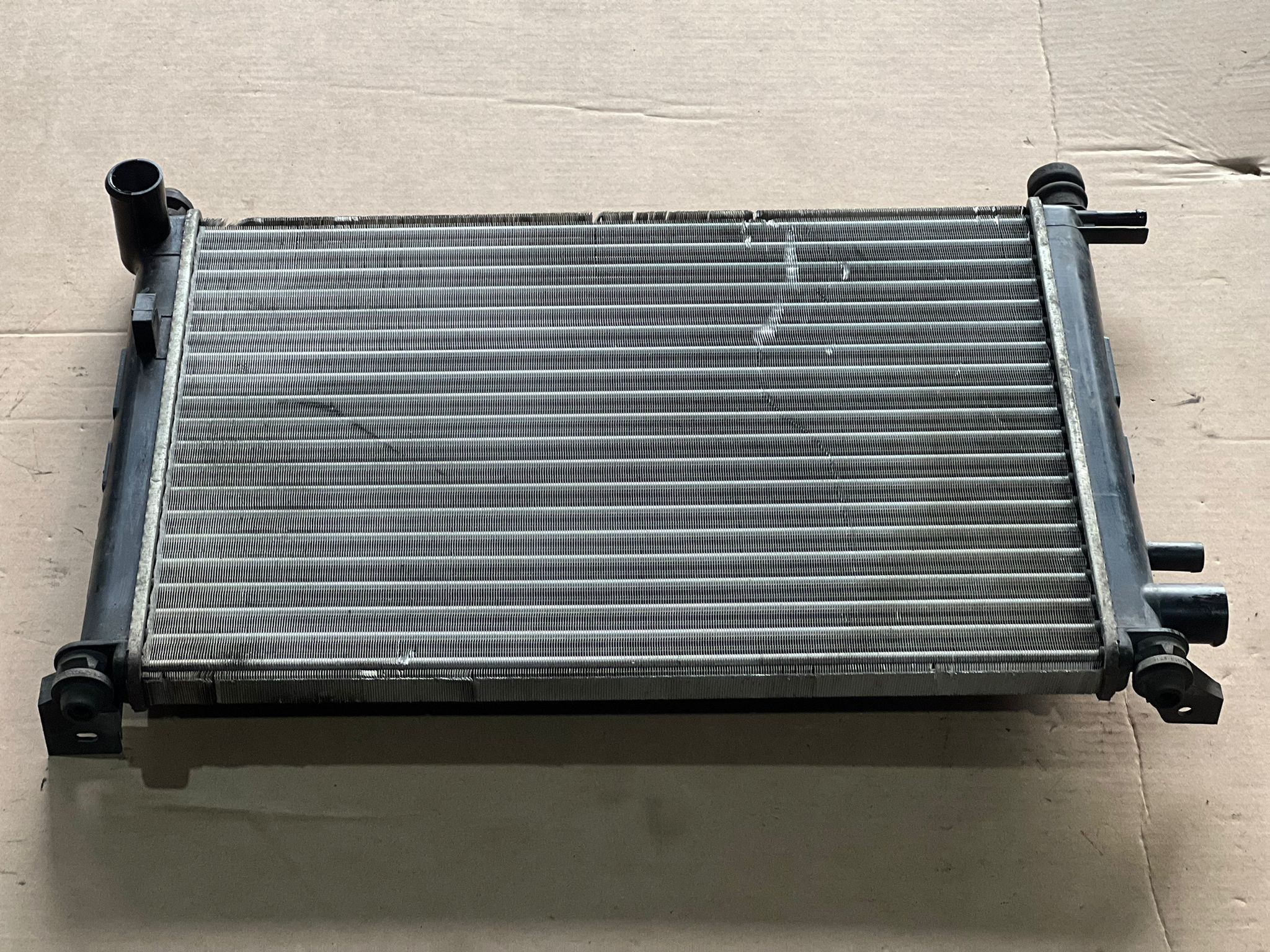 Radiador da água FORD - ID S_49651