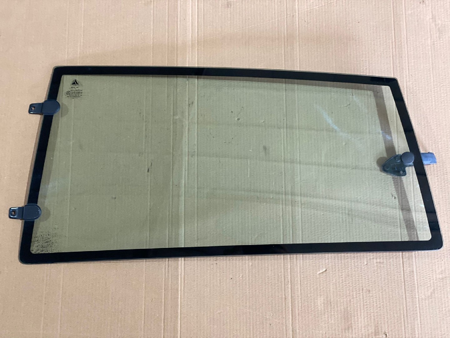 Vidro Painel trás esq LANCIA - ID S_49719