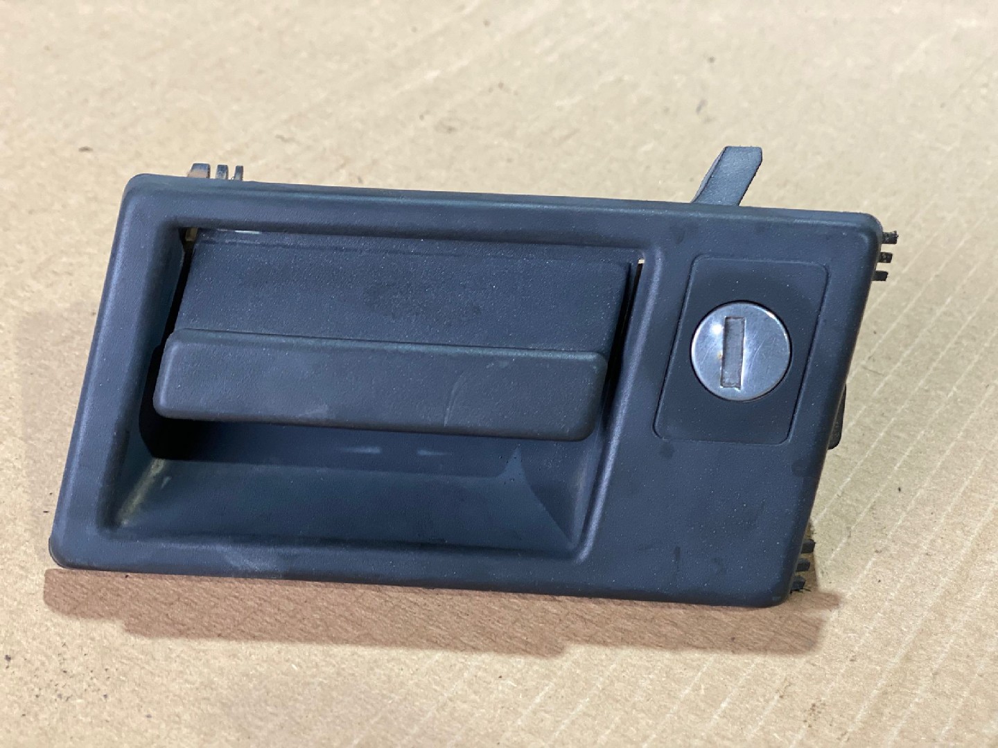 Puxador Exterior Frt Esq LANCIA - ID S_49700