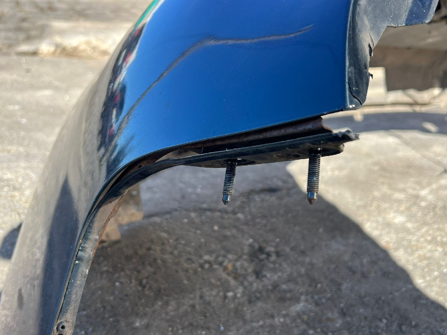 Para Choques de Trás MAZDA 323 F V (BA) | 94 - 98 Imagem-4