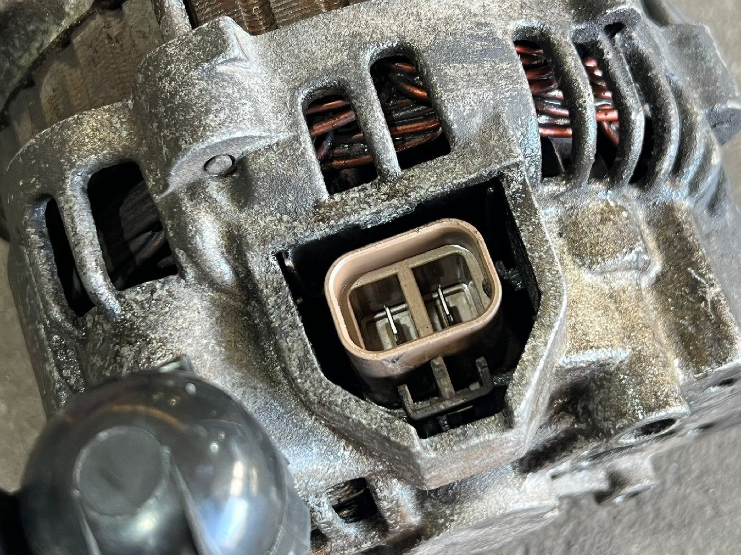 Alternador MAZDA 323 F V (BA) | 94 - 98 Imagem-3