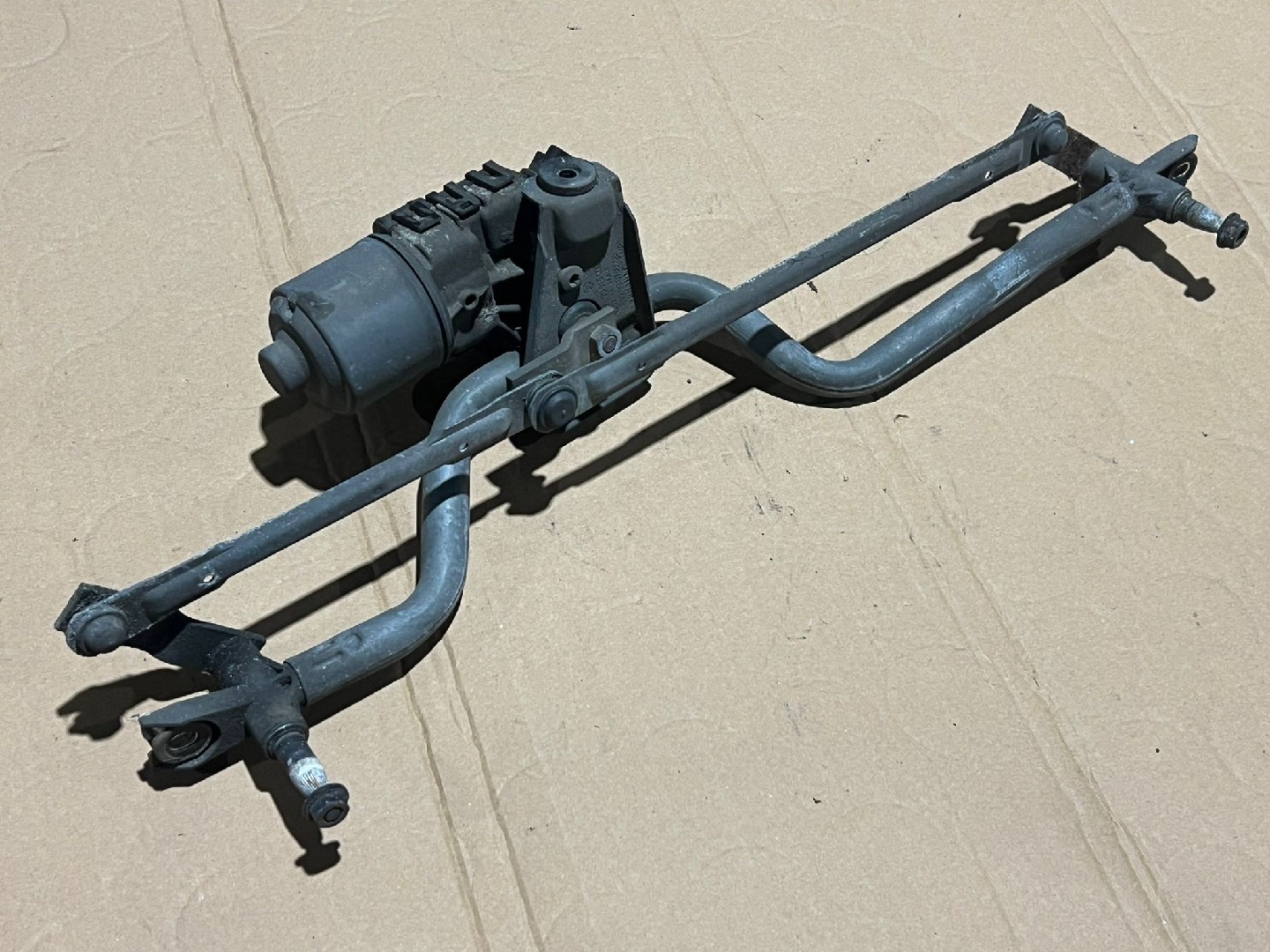 Motor das Escovas do Parabrisas RENAULT CLIO II (BB_, CB_) | 98 -  Imagem-1