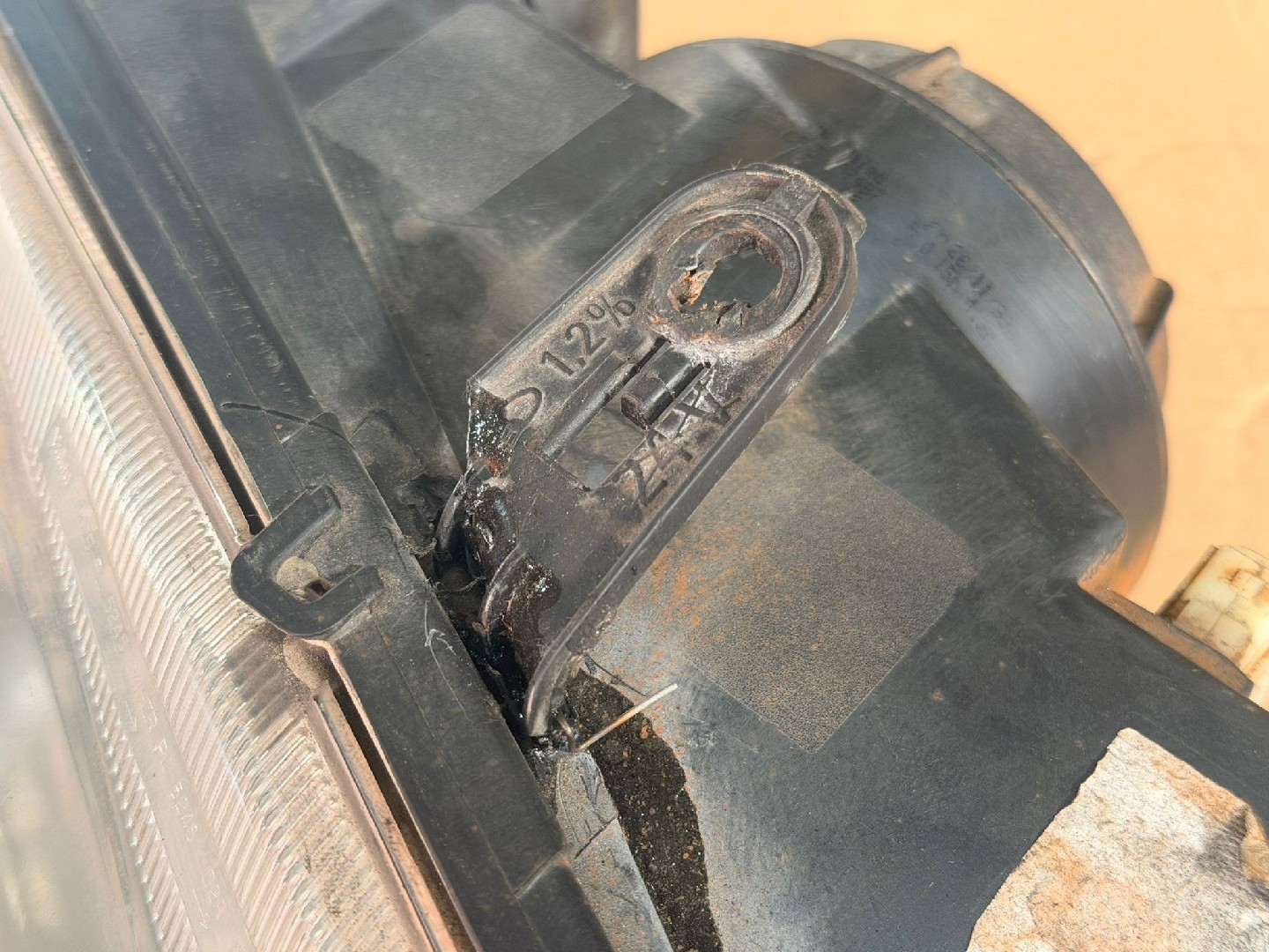 Ótica Dto PEUGEOT 306 (7B, N3, N5) | 93 - 03 Imagem-3