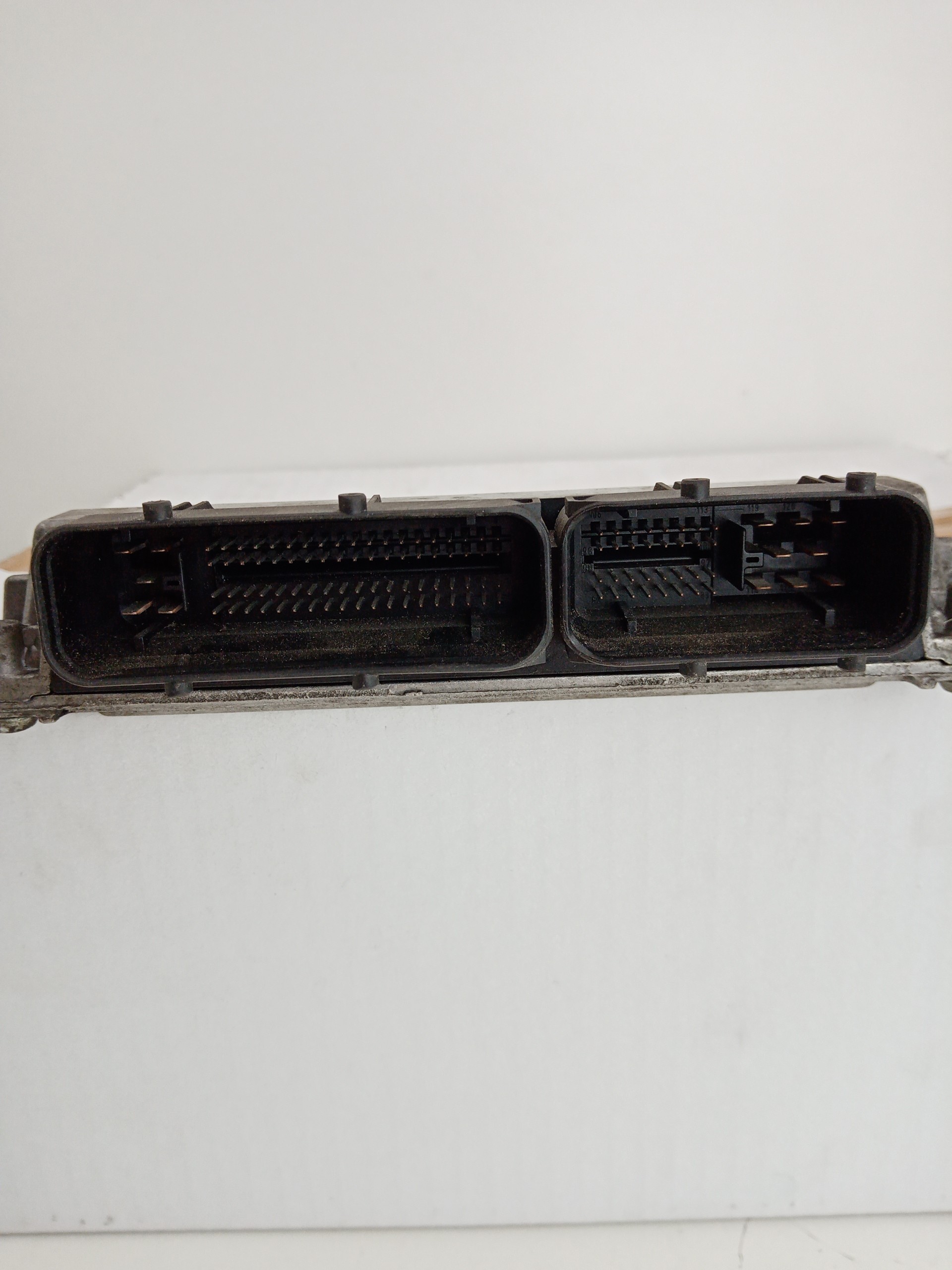 Centralina do Motor SKODA FABIA I três volumes (6Y3) | 99 - 07 Imagem-2