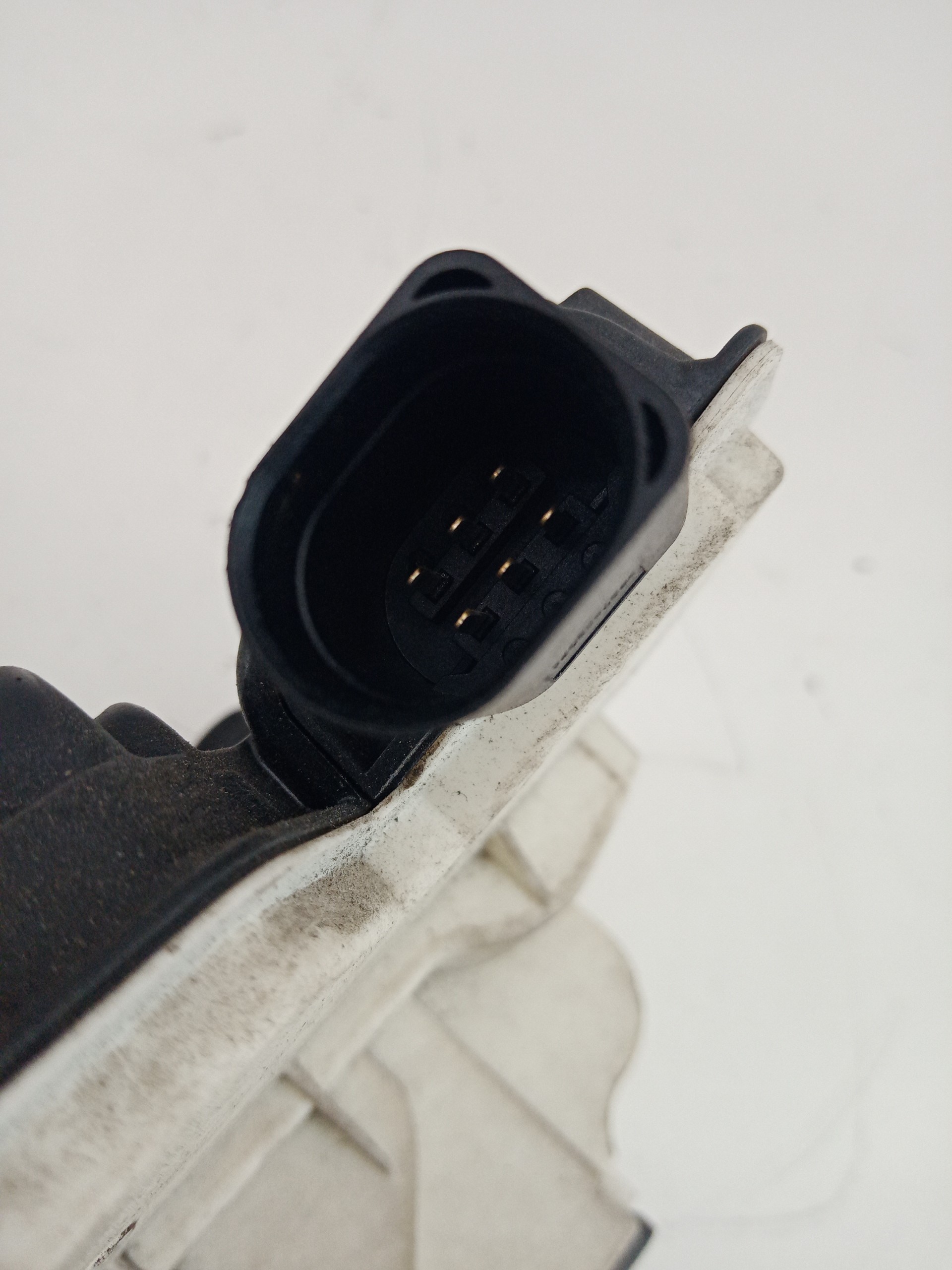 Fecho porta tras esquerdo SKODA FABIA II (542) | 06 - 14 Imagem-4