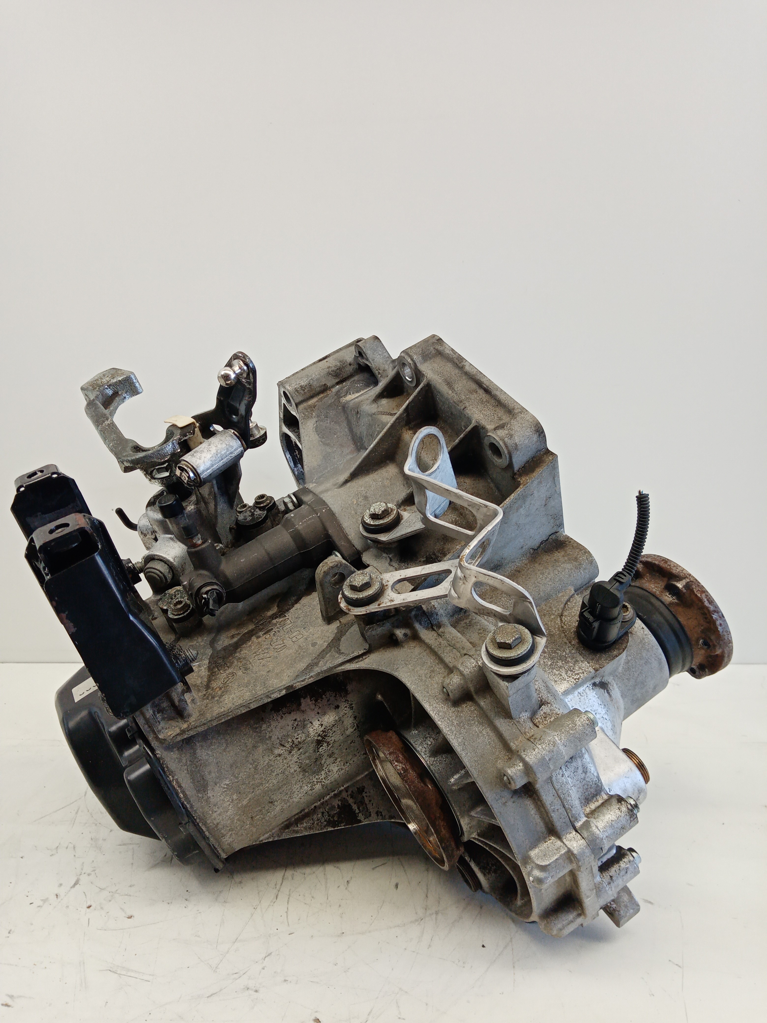 Caixa de velocidades manual SKODA FABIA I Combi (6Y5) | 00 - 07 Imagem-5