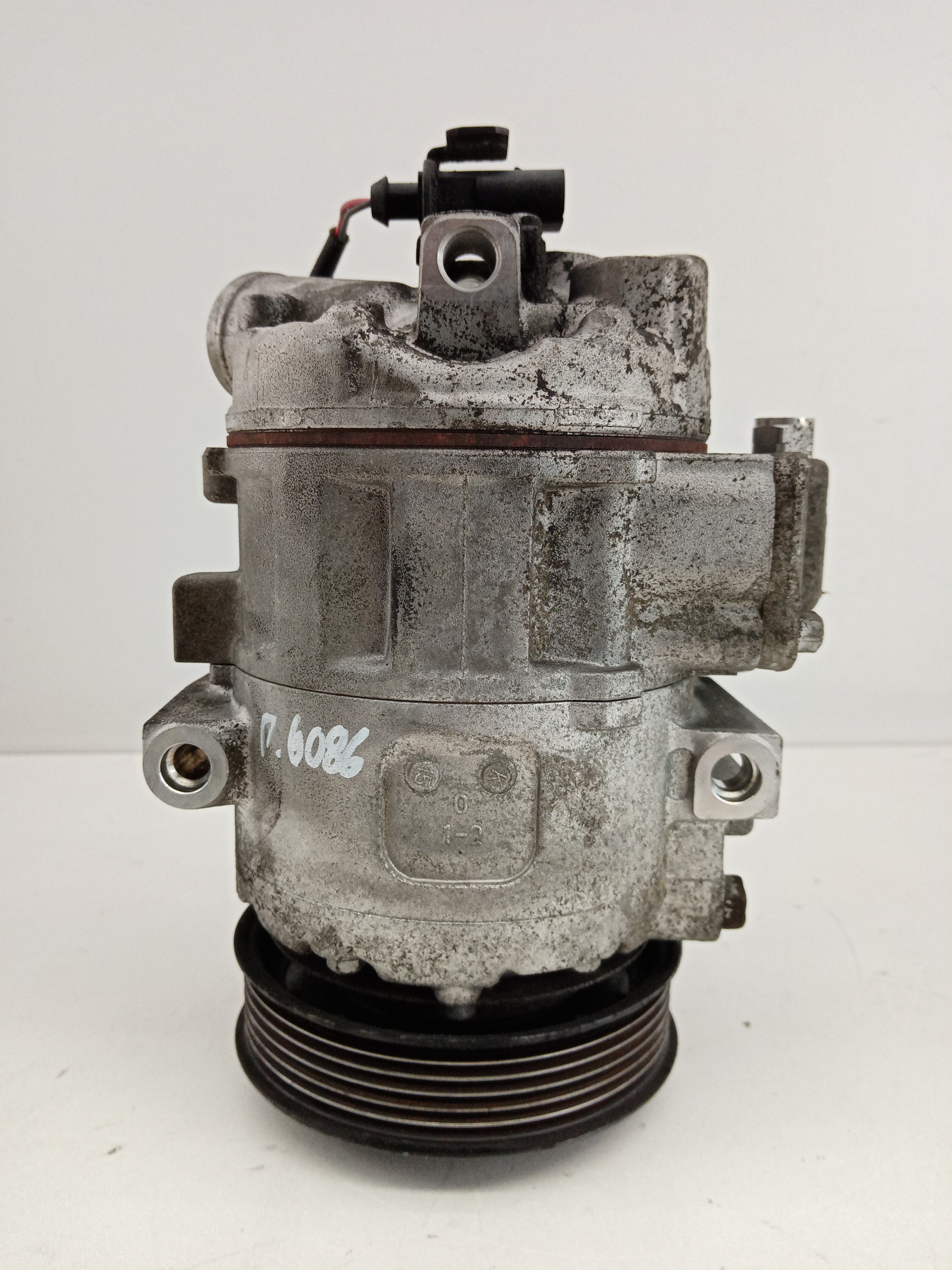 Compressor ar condicionado SKODA FABIA I Combi (6Y5) | 00 - 07 Imagem-2