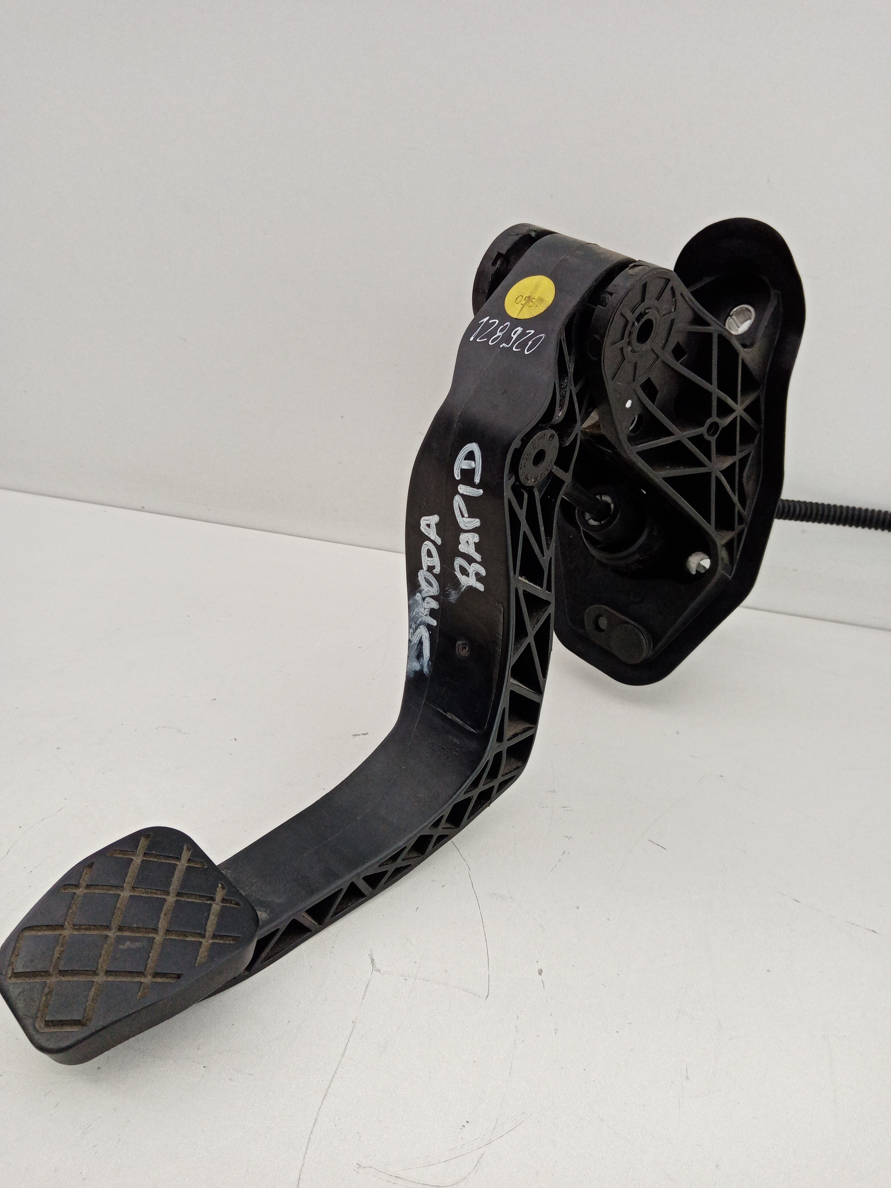 Pedal SKODA RAPID Spaceback (NH1) | 12 -  Imagem-1