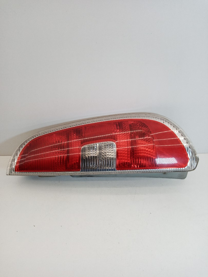 Farolim tras painel direito SKODA ROOMSTER (5J) | 06 - 15 Imagem-1