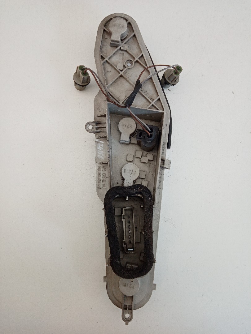 Suporte lâmpadas trás esquerdo SKODA ROOMSTER (5J) | 06 - 15 Imagem-1