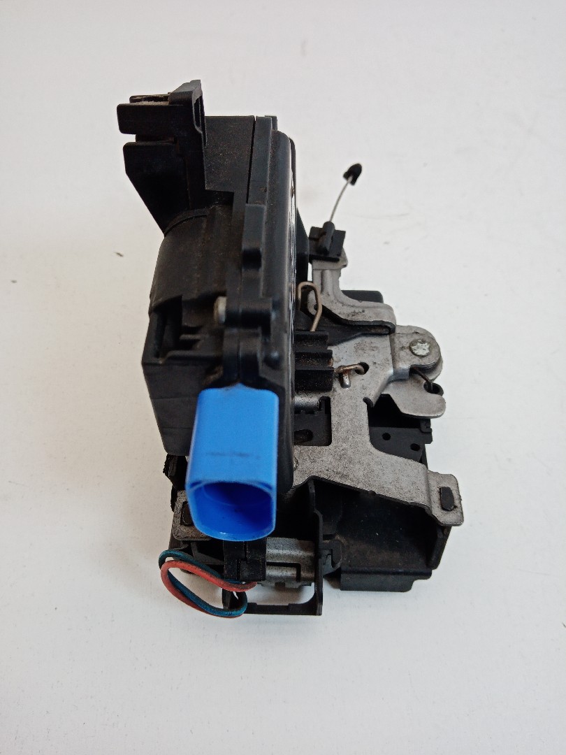 Fecho porta frente esquerdo SKODA ROOMSTER (5J) | 06 - 15 Imagem-3