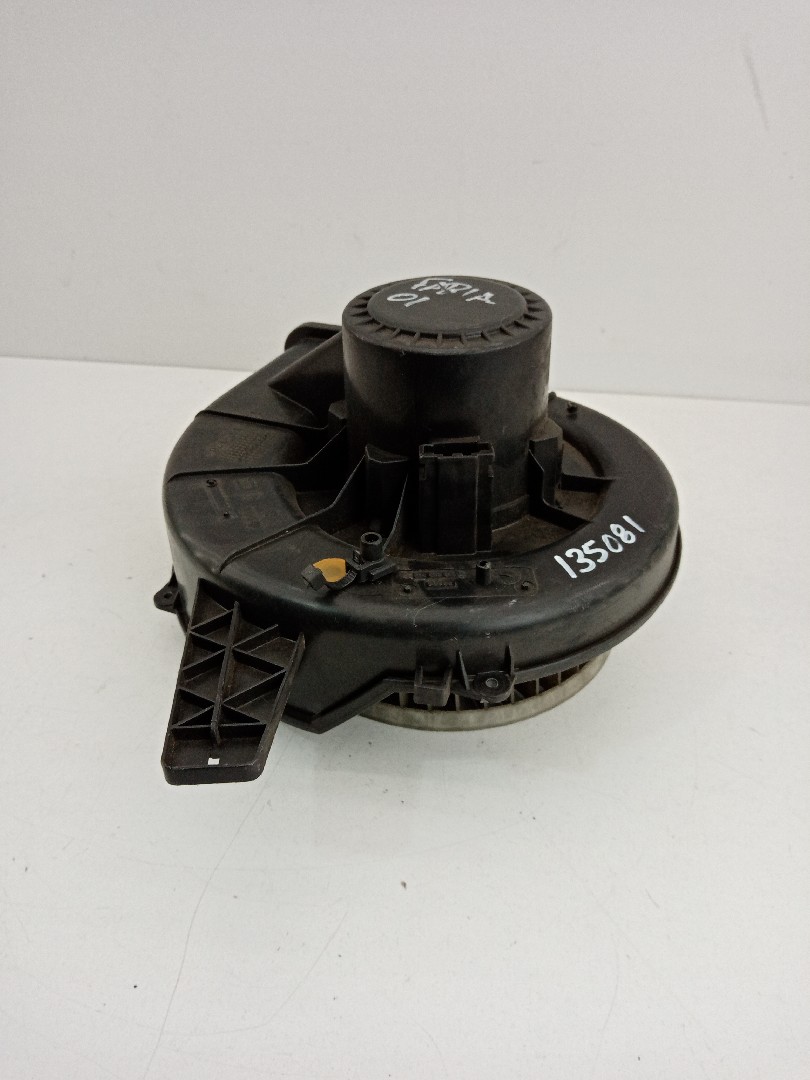 Motor sofagem SKODA FABIA I Combi (6Y5) | 00 - 07 Imagem-1