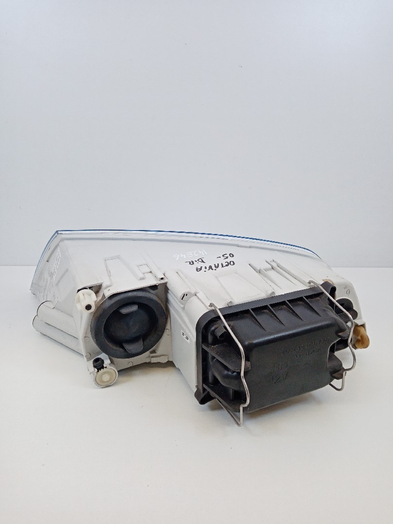 Otica direita SKODA OCTAVIA II (1Z3) | 04 - 13 Imagem-3