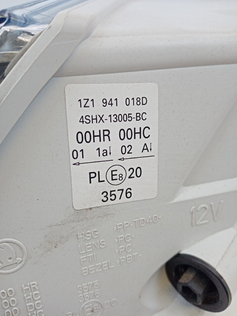 Otica direita SKODA OCTAVIA II (1Z3) | 04 - 13 Imagem-6