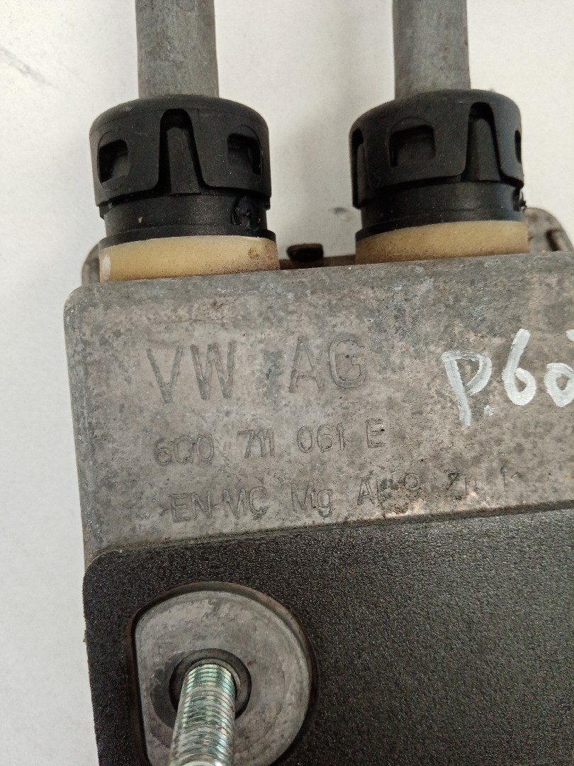 Seletor de caixa manual SKODA FABIA II (542) | 06 - 14 Imagem-8