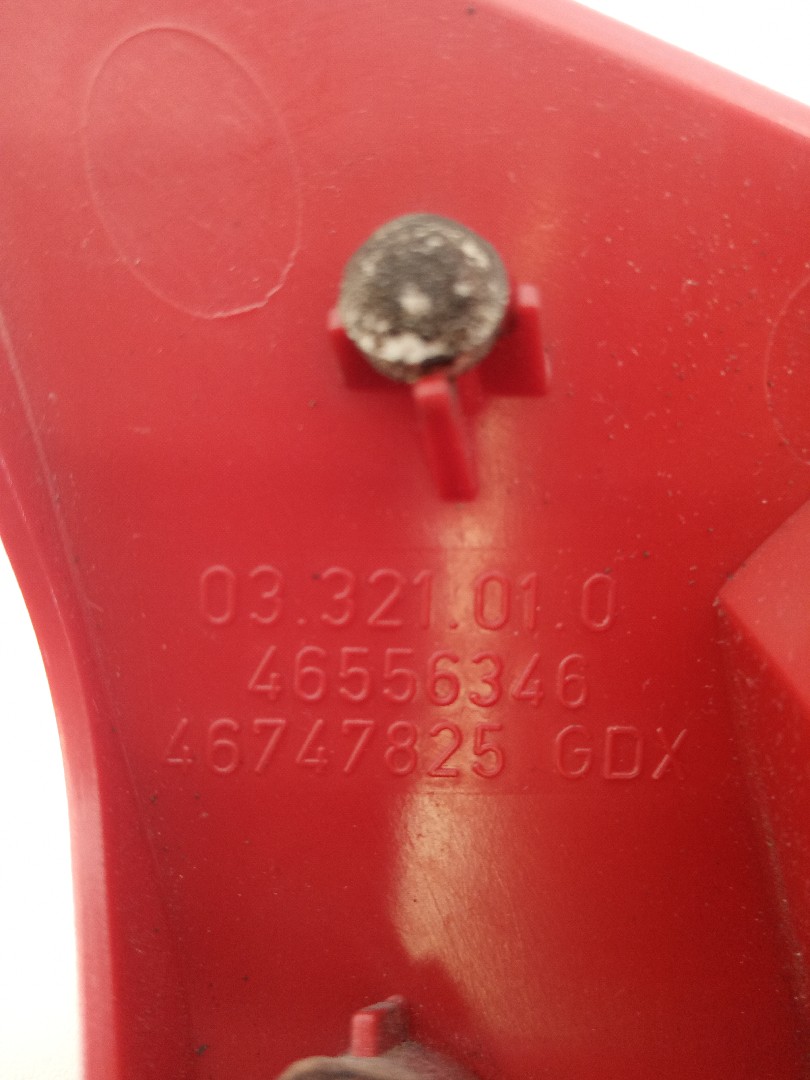 Farolim tras mala direito ALFA ROMEO 147 (937_) | 00 - 10 Imagem-7