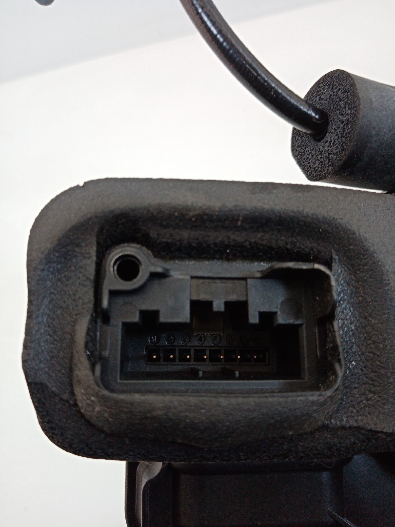 Fecho porta tras esquerdo SKODA RAPID Spaceback (NH1) | 12 -  Imagem-5