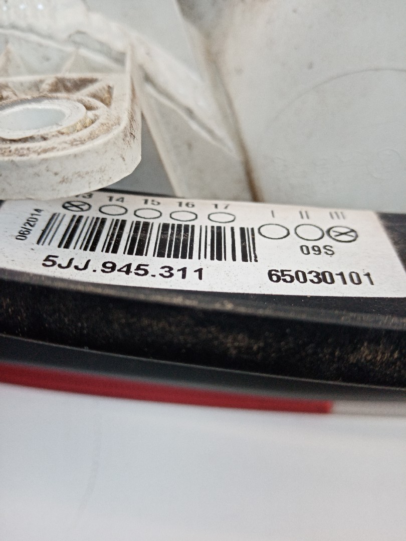 Farolim tras painel esquerdo SKODA RAPID Spaceback (NH1) | 12 -  Imagem-5