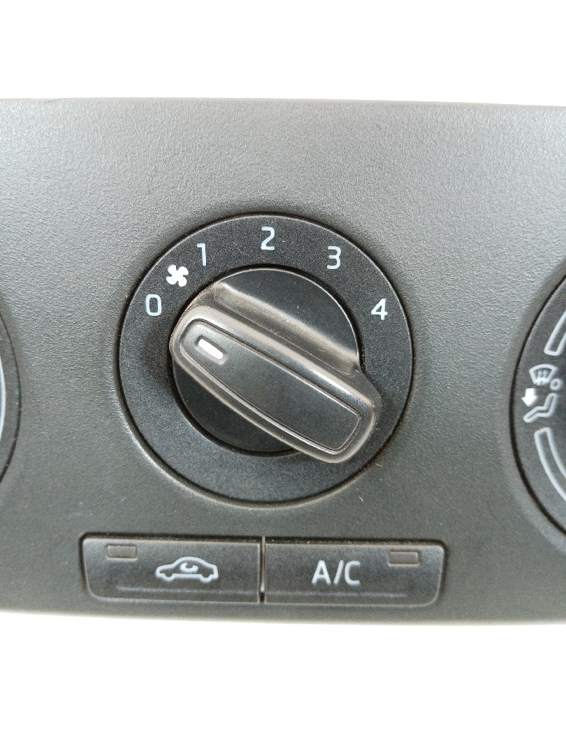 Comando sofagem / manual SKODA RAPID Spaceback (NH1) | 12 -  Imagem-2