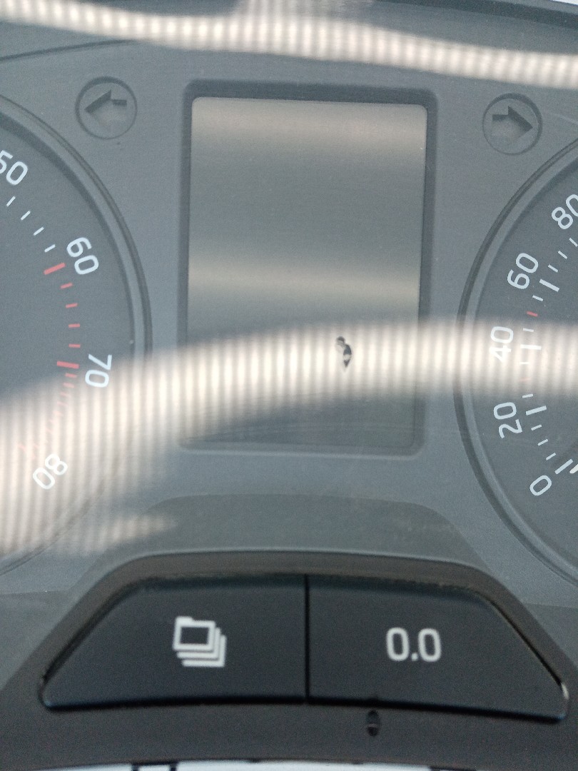 Quadrante SKODA RAPID Spaceback (NH1) | 12 -  Imagem-2