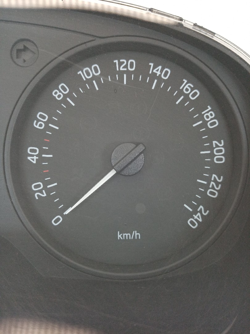 Quadrante SKODA RAPID Spaceback (NH1) | 12 -  Imagem-3