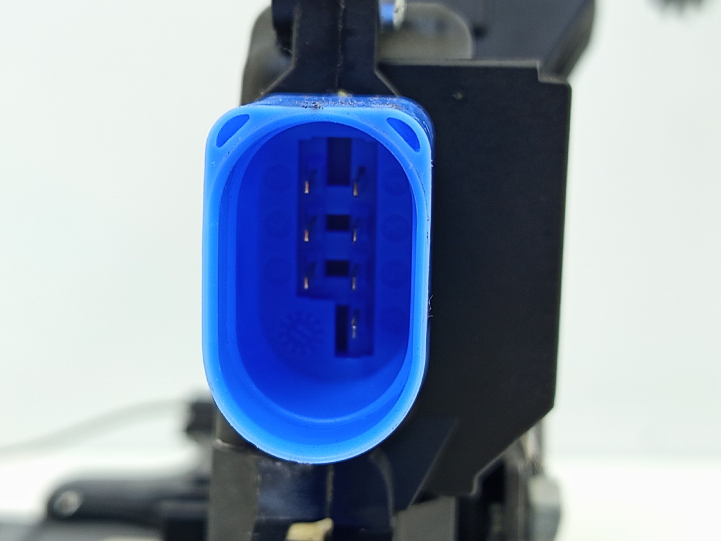 Fecho porta tras direito SKODA OCTAVIA II Combi (1Z5) | 04 - 13 Imagem-2