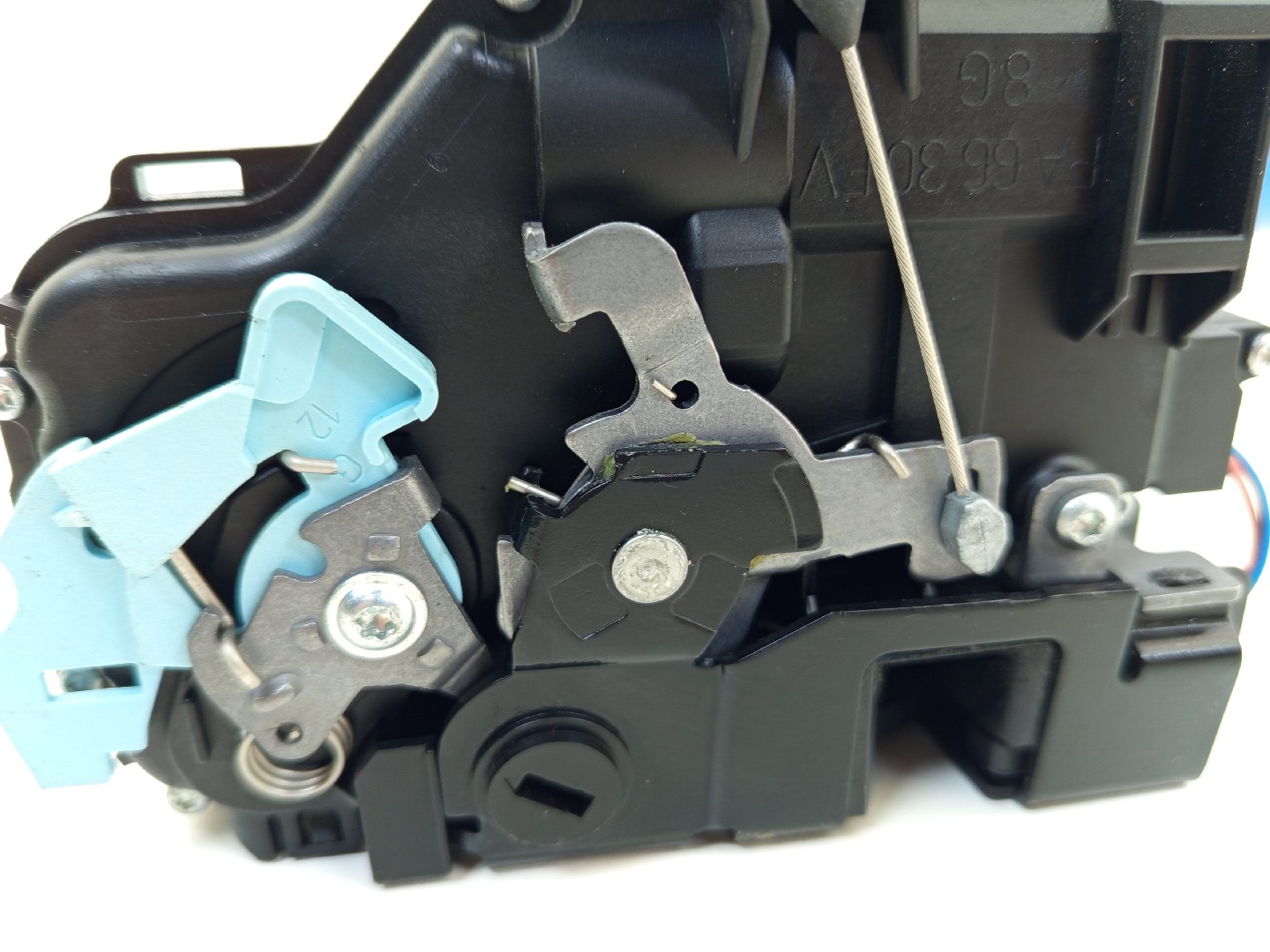 Fecho porta tras esquerdo SKODA OCTAVIA II Combi (1Z5) | 04 - 13 Imagem-4