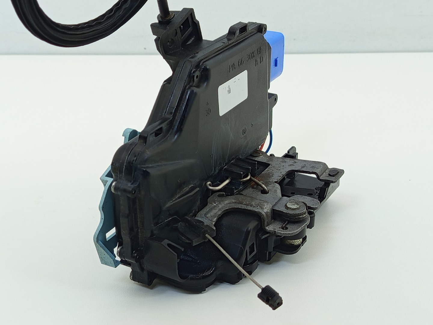 Fecho porta frente direito SKODA OCTAVIA II Combi (1Z5) | 04 - 13 Imagem-3