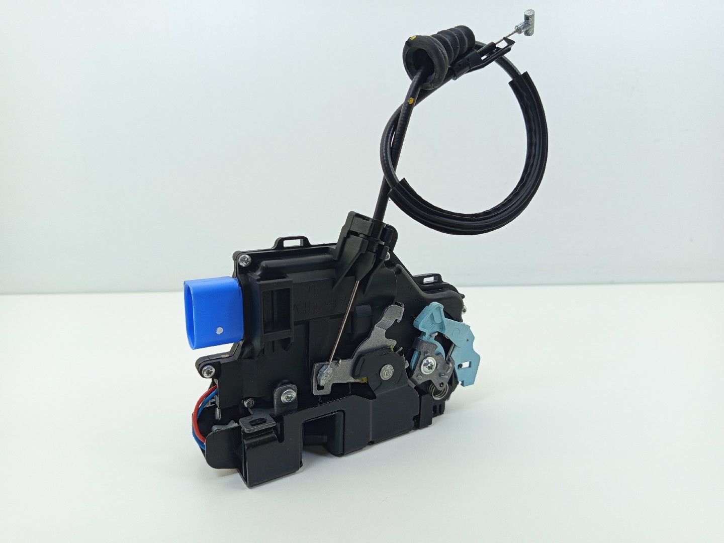 Fecho porta frente direito SKODA OCTAVIA II Combi (1Z5) | 04 - 13 Imagem-1