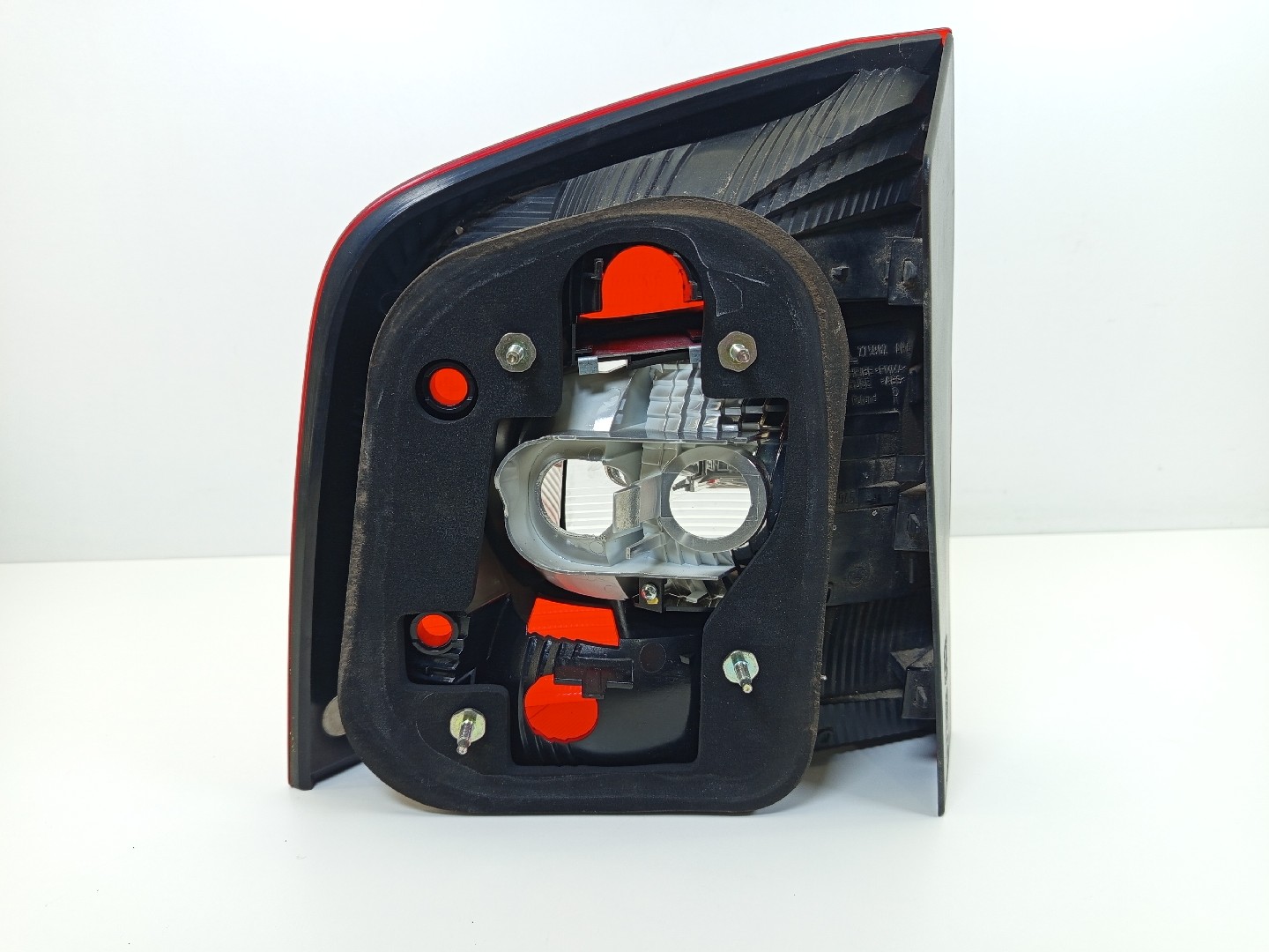 Farolim tras painel direito SKODA OCTAVIA II Combi (1Z5) | 04 - 13 Imagem-2