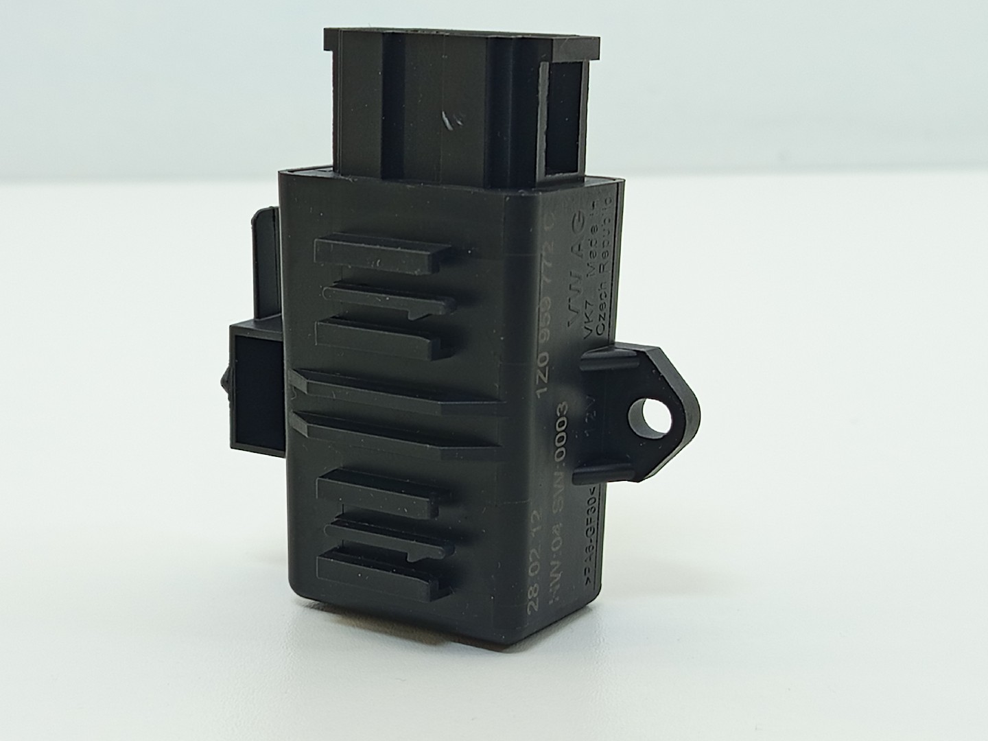 Módulo / relé SKODA OCTAVIA II Combi (1Z5) | 04 - 13 Imagem-3