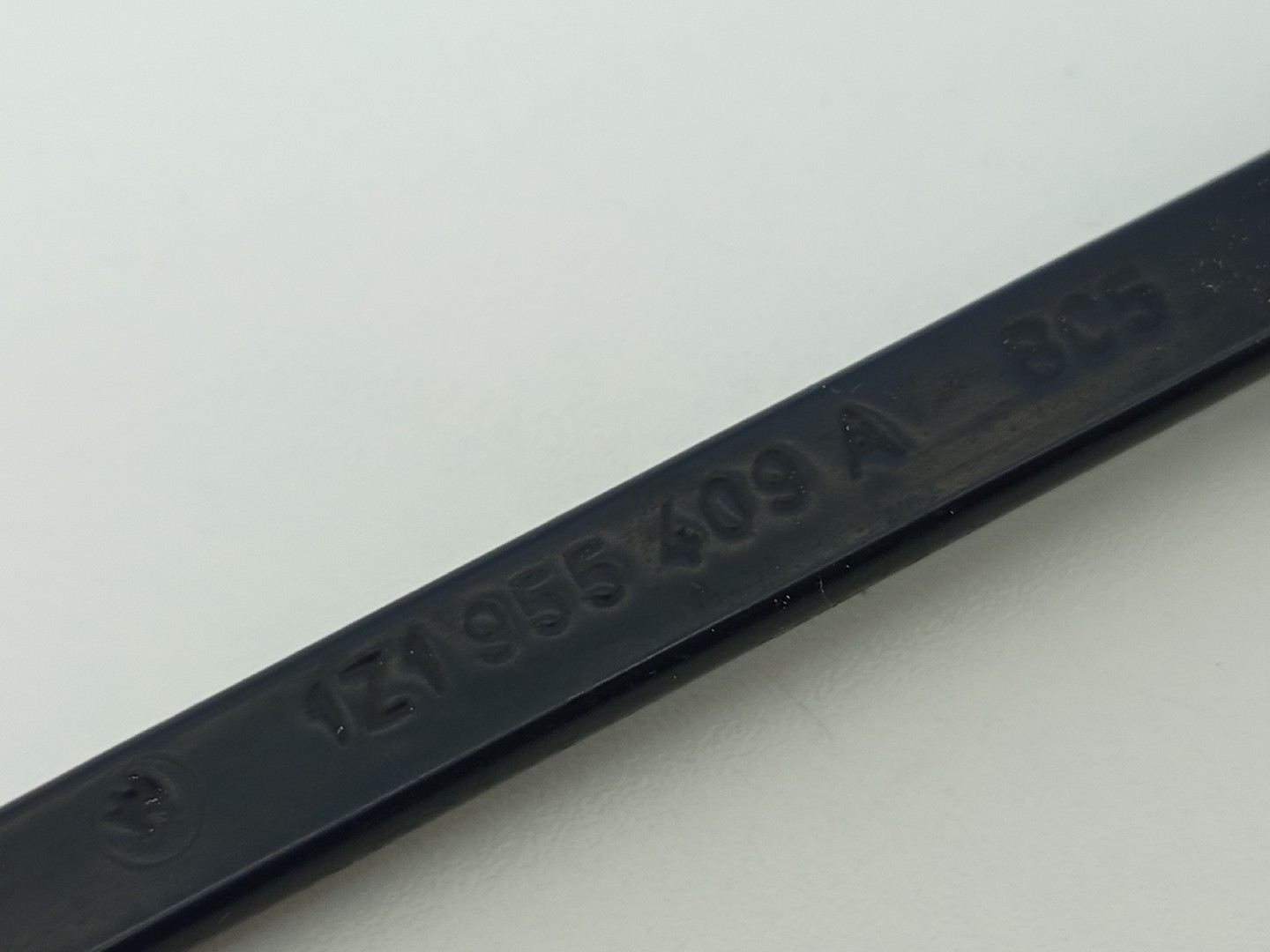 Haste escova frente esquerda SKODA OCTAVIA II Combi (1Z5) | 04 - 13 Imagem-2