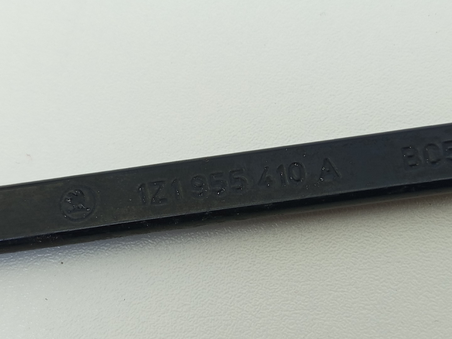 Haste escova frente direita SKODA OCTAVIA II Combi (1Z5) | 04 - 13 Imagem-4