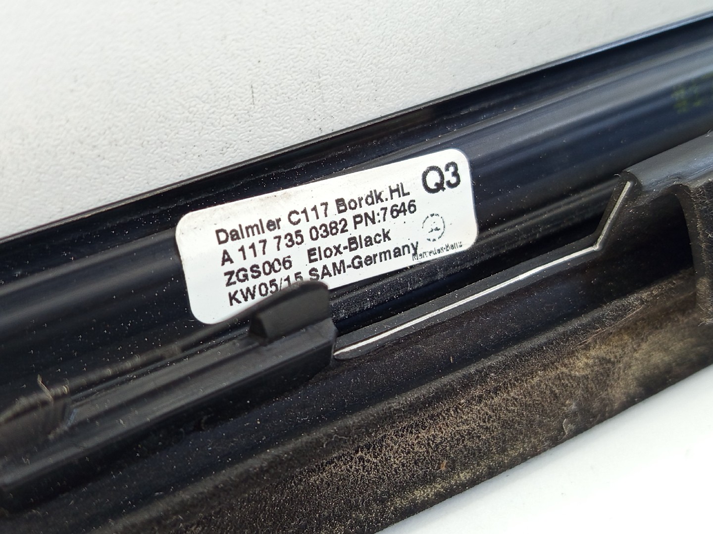 Raspador vidro porta trás esquerda MERCEDES-BENZ CLA Coupé (C117) | 13 - 19 Imagem-2