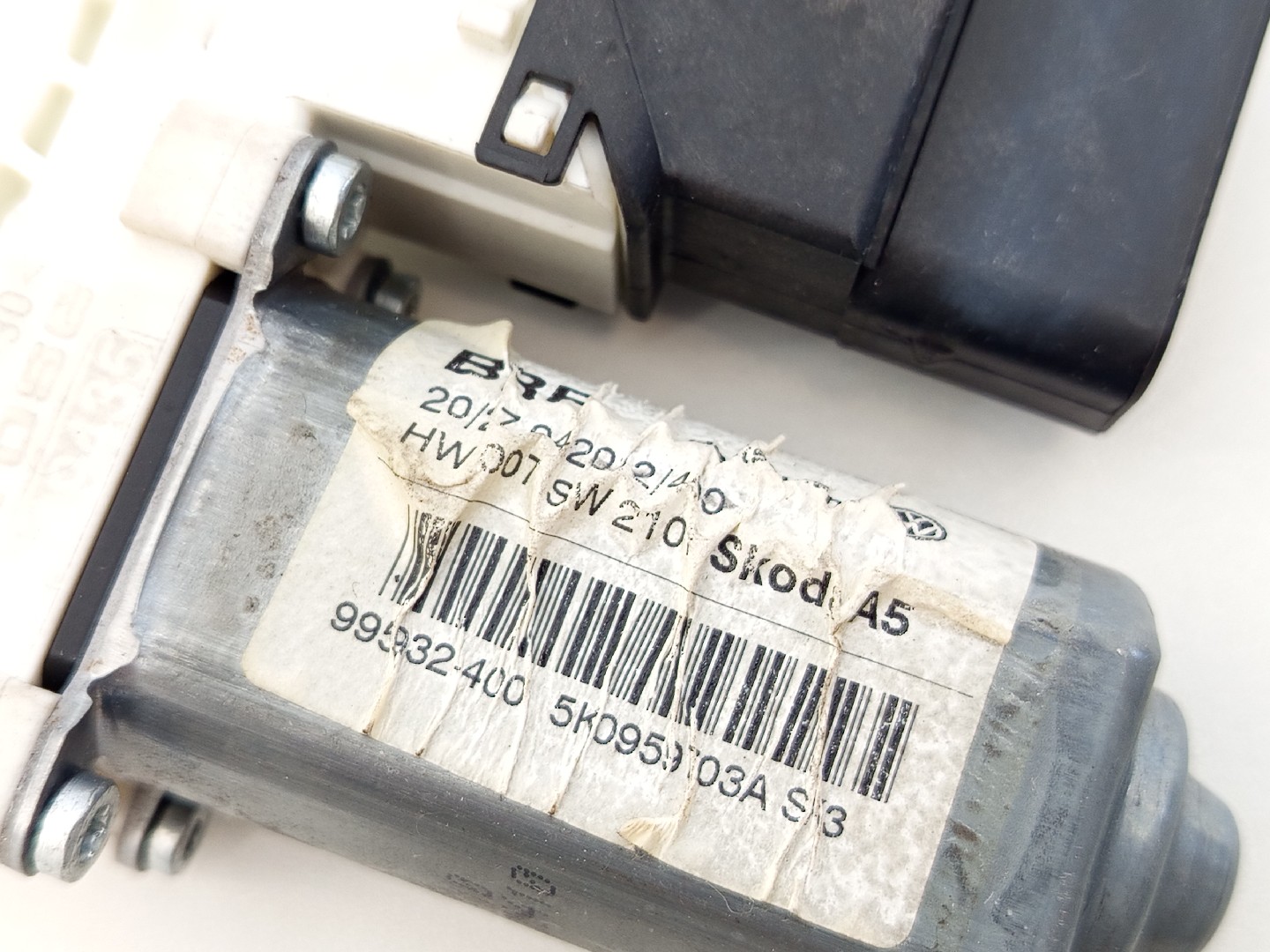 Motor elevador tras esquerdo SKODA OCTAVIA II Combi (1Z5) | 04 - 13 Imagem-1