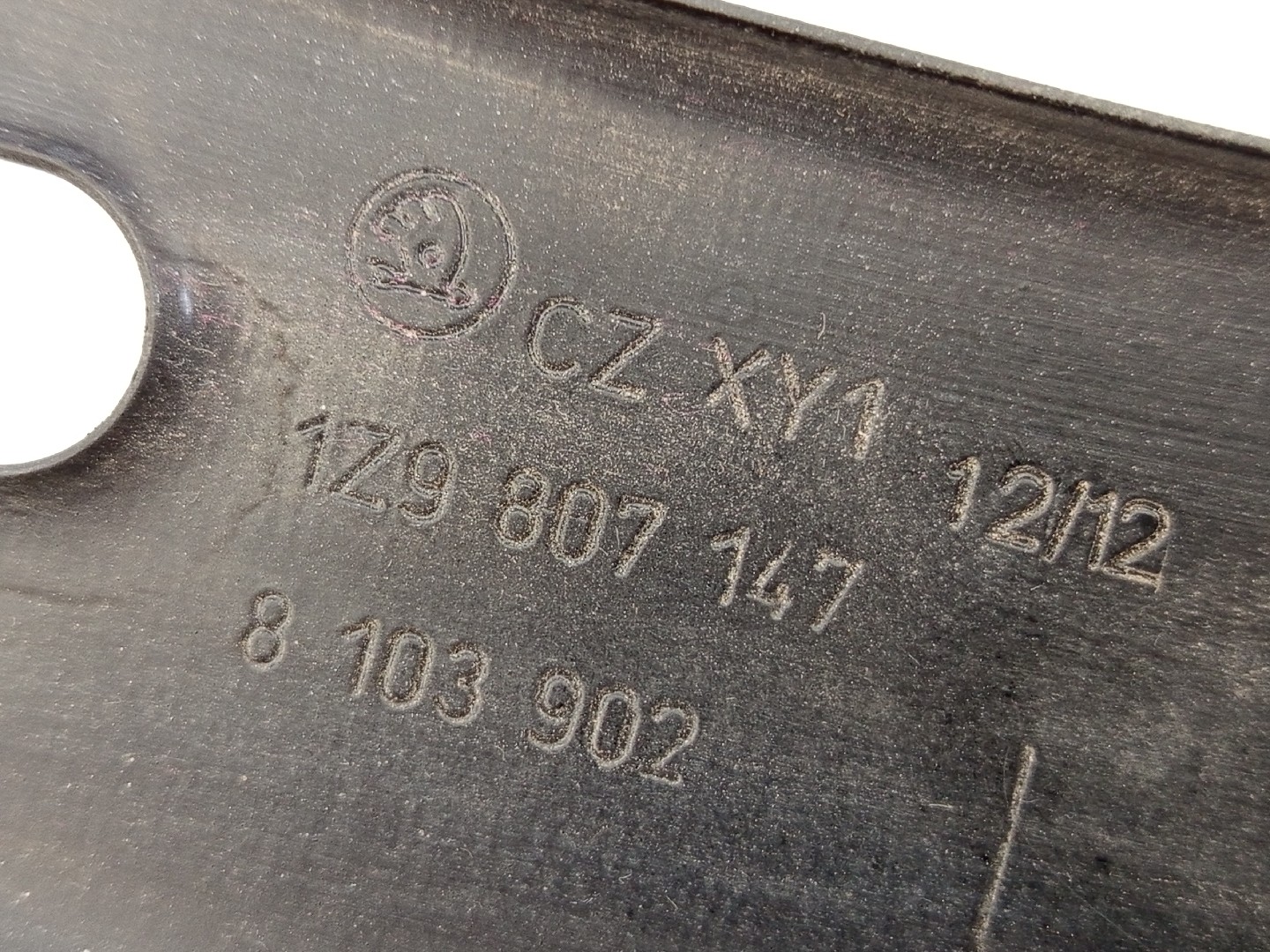 Guia para choques SKODA OCTAVIA II Combi (1Z5) | 04 - 13 Imagem-3